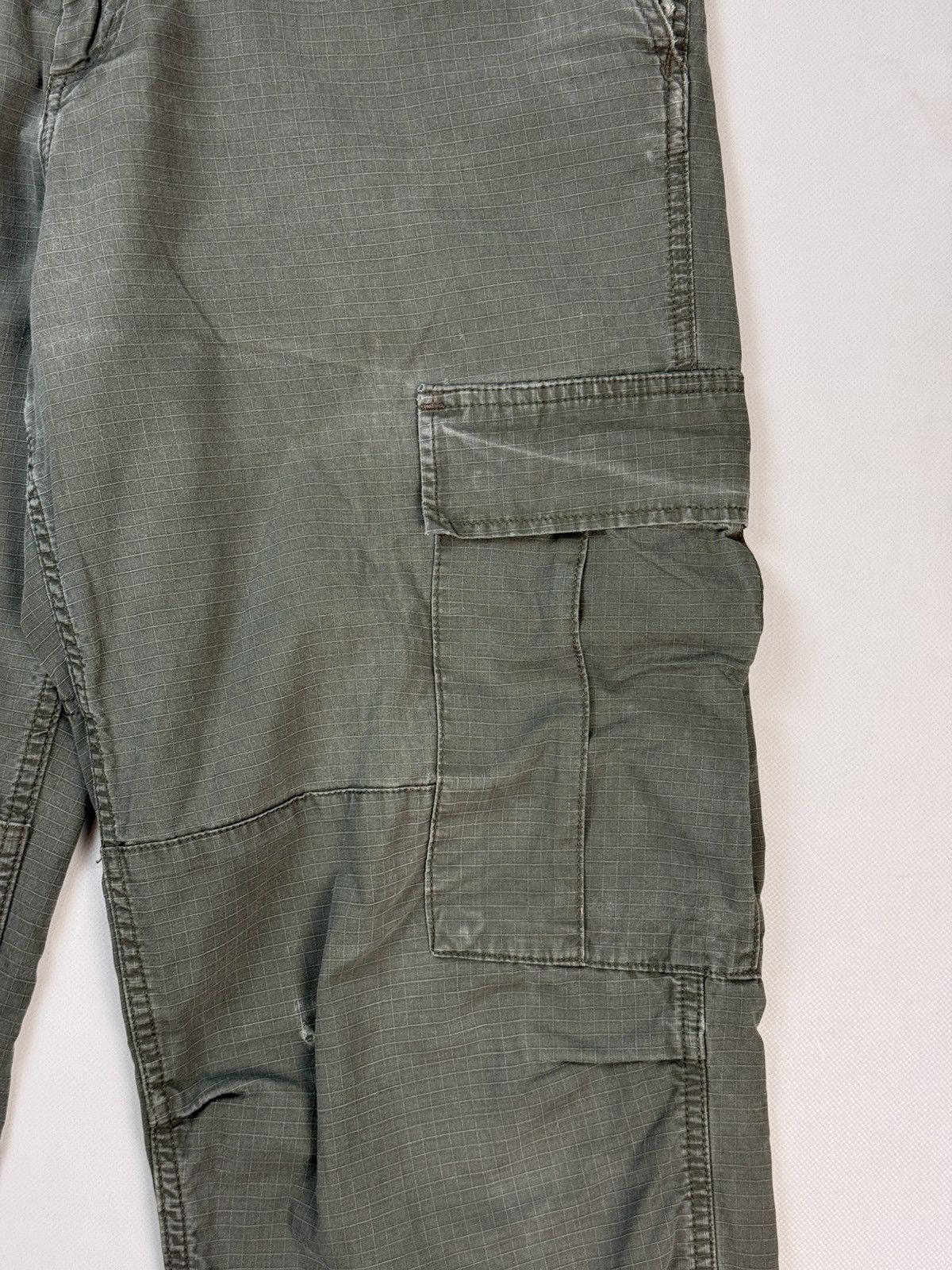 Carhartt Carhartt Vintage Work Regular Cargo Pants Trousers Distress Size US 36 / EU 52 - 16 Thumbnail