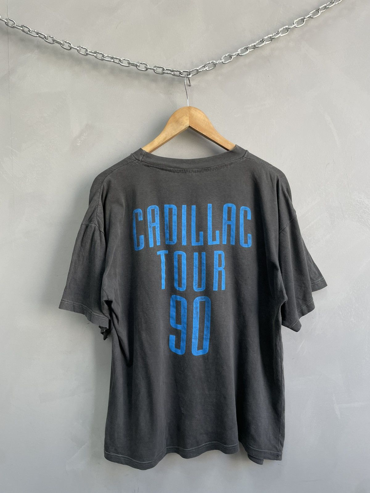 Band Tees Vintage tour t shirt 90s Johnny Hallyday washed cotton Size US L / EU 52-54 / 3 - 5 Thumbnail