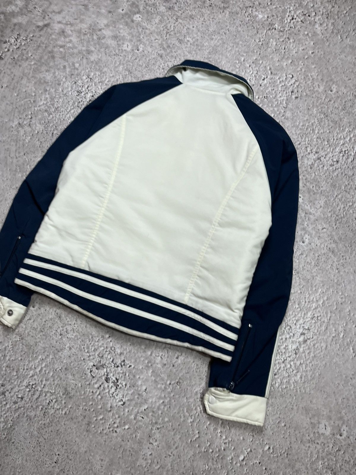 Adidas Adidas Vintage Light Jacket Navy White Snowflake Logo Size M / US 6-8 / IT 42-44 - 15 Thumbnail