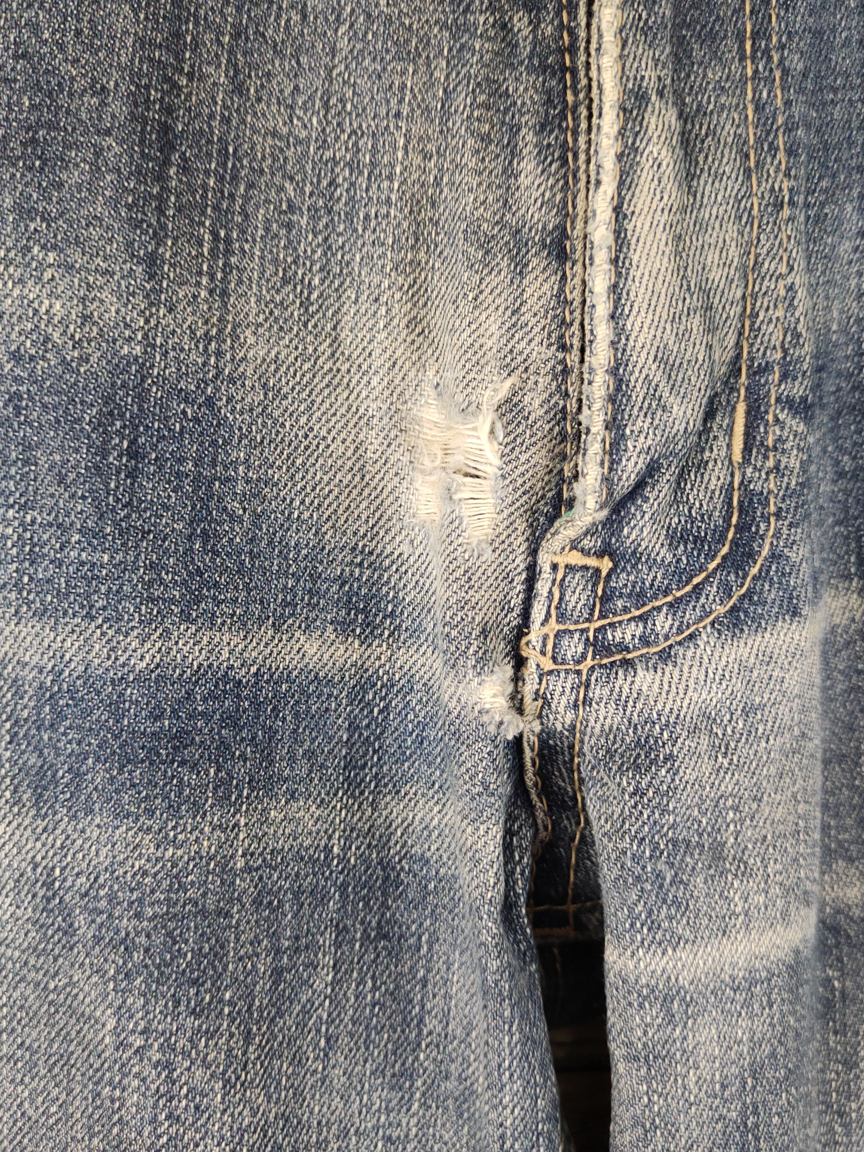 Oshkosh Oshkosh Dark Blue Distressed Ripped denim Jeans #W1378 Size US 38 / EU 54 - 3 Thumbnail