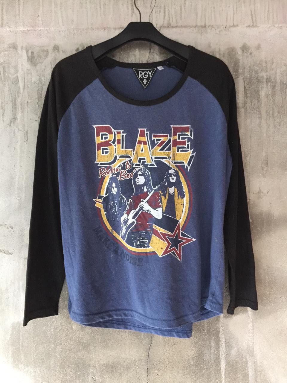 If Six Was Nine RGY JAPANESE BLAZE ROCKIN TO BEA RAGLAN LONG SLEVE Size US S / EU 44-46 / 1 - 1 Thumbnail