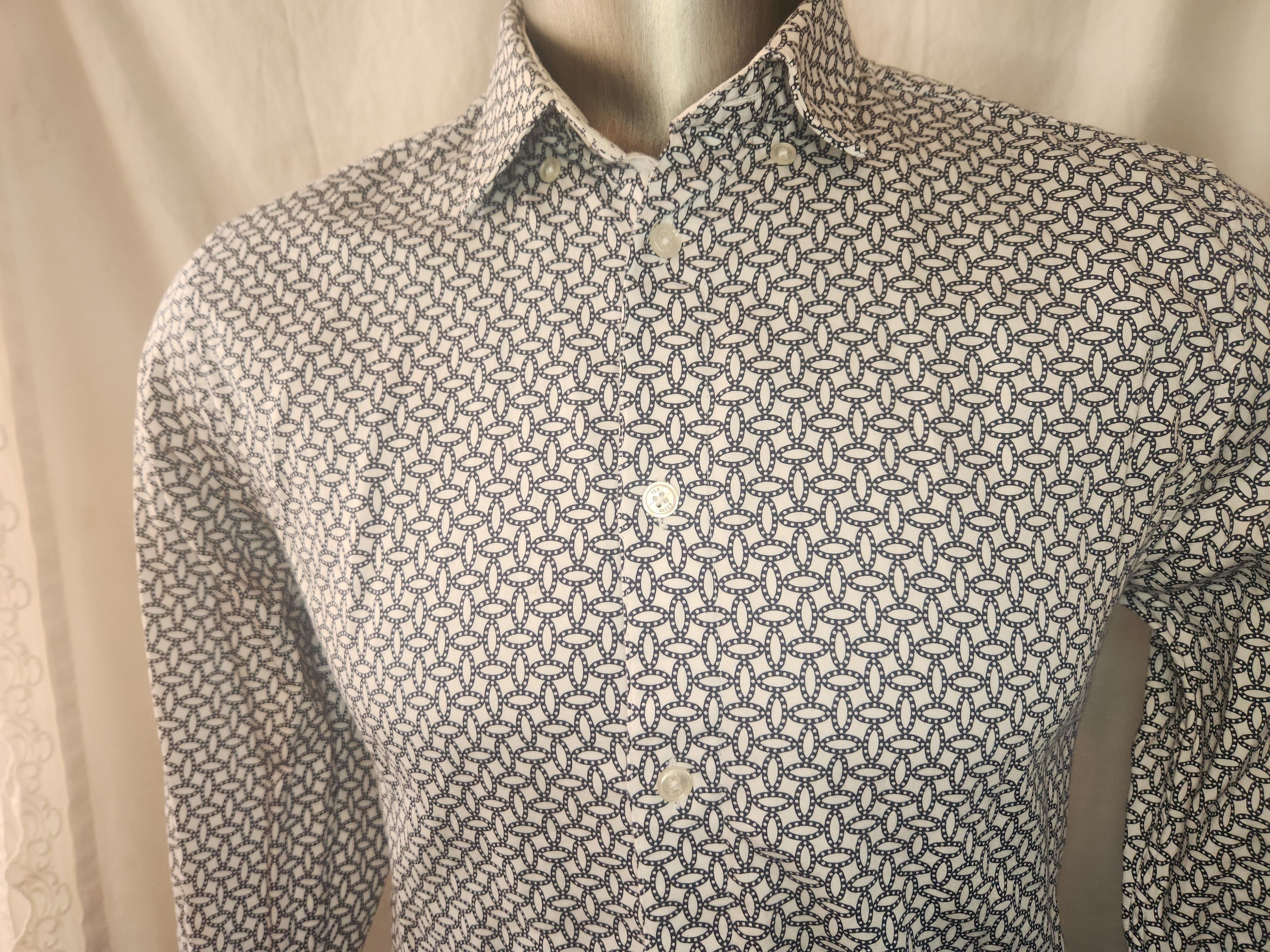 Ted Baker geometric chain link Size US L / EU 52-54 / 3 - 3 Thumbnail
