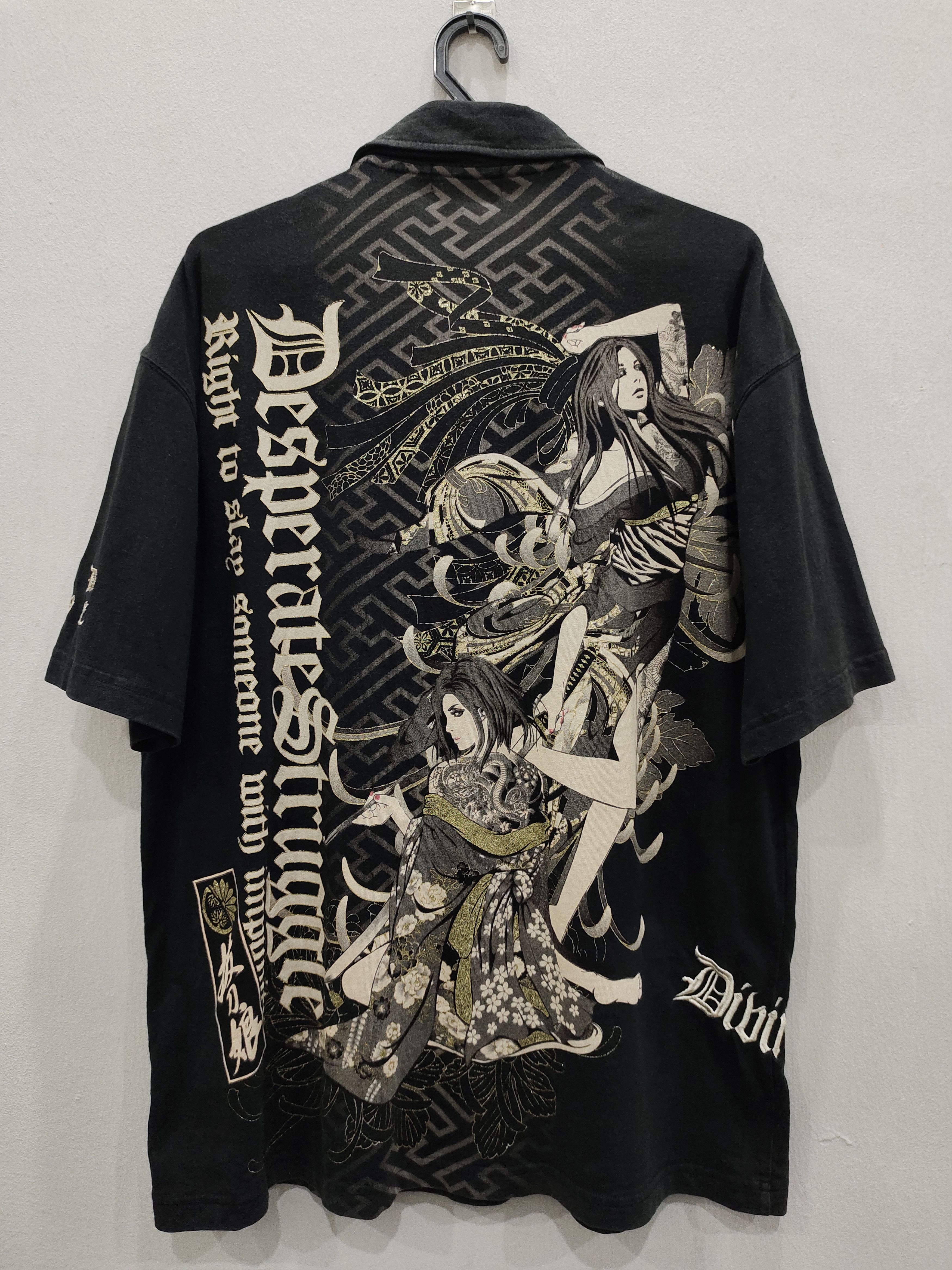 Anime × Japanese Brand × Vintage Vintage Desperate Struggle Japanese Game Tee Size US XXL / EU 58 / 5 - 1 Thumbnail