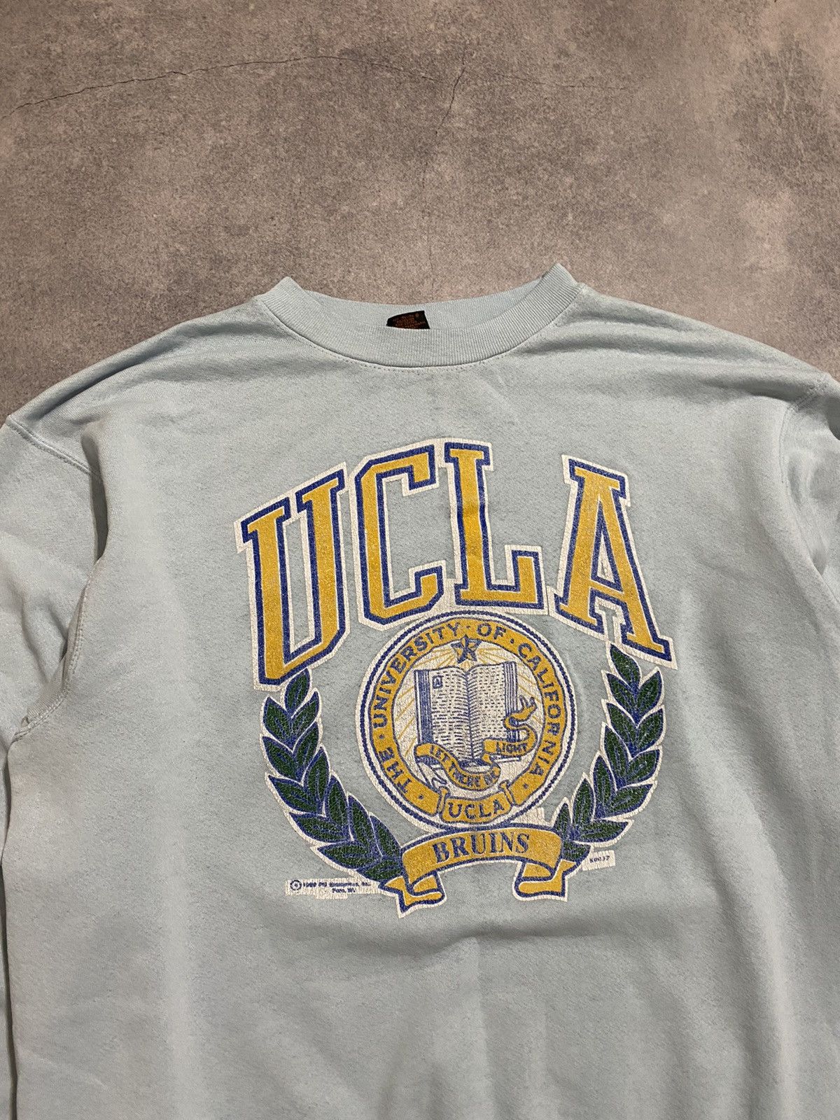 Vintage Vintage 80s UCLA Bruins Sweatshirt Size US XXL / EU 58 / 5 - 2 Thumbnail