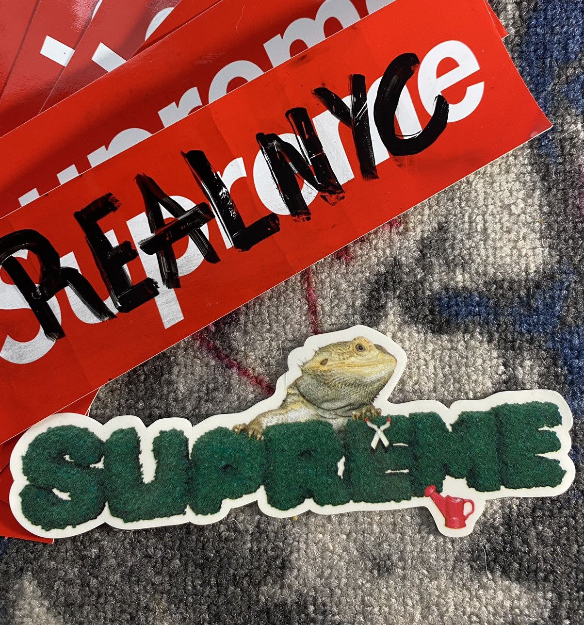 Supreme Supreme Lizard Sticker Size ONE SIZE - 1 Preview