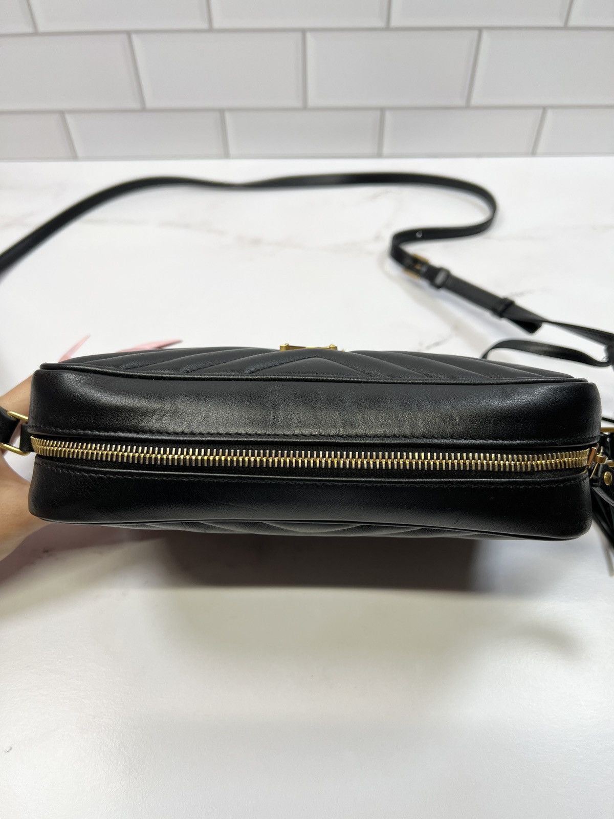 Yves Saint Laurent YSL Yves Saint Laurent Lou Camera Zip Bag Crossbody Purse Size ONE SIZE - 6 Thumbnail