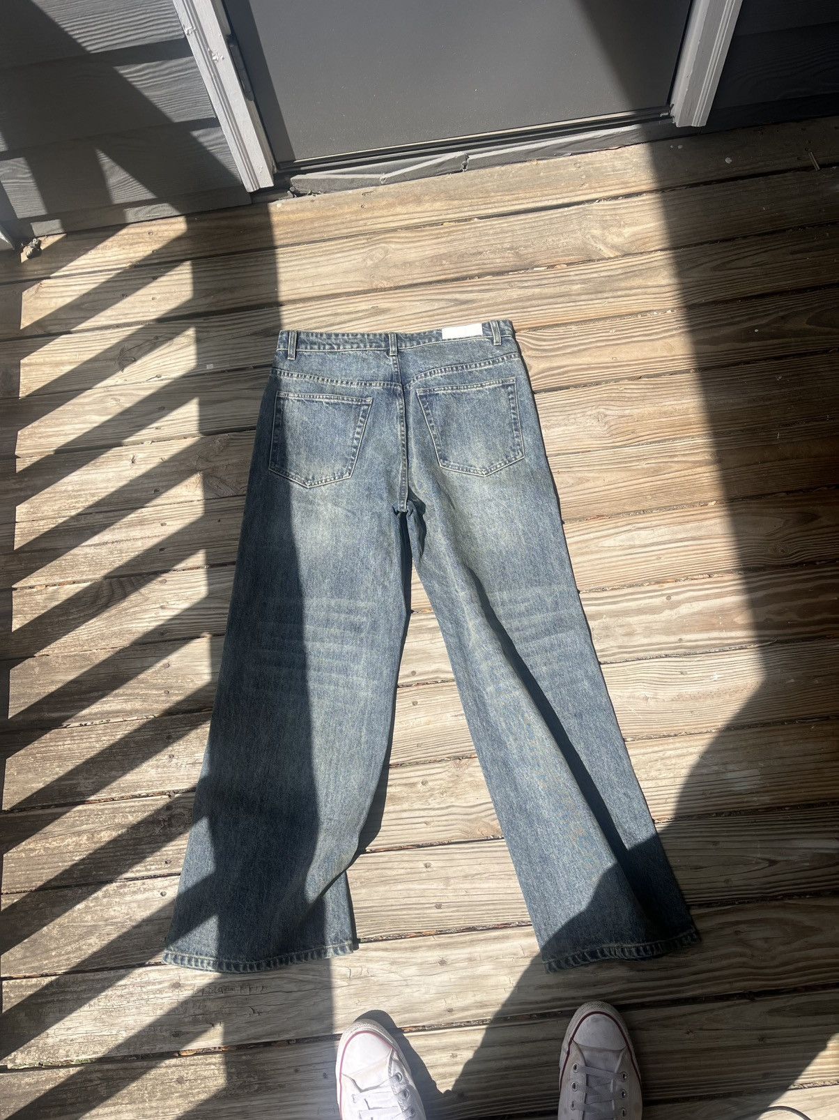 Designer Relaxed straight leg medium wash denim Size US 32 / EU 48 - 6 Thumbnail