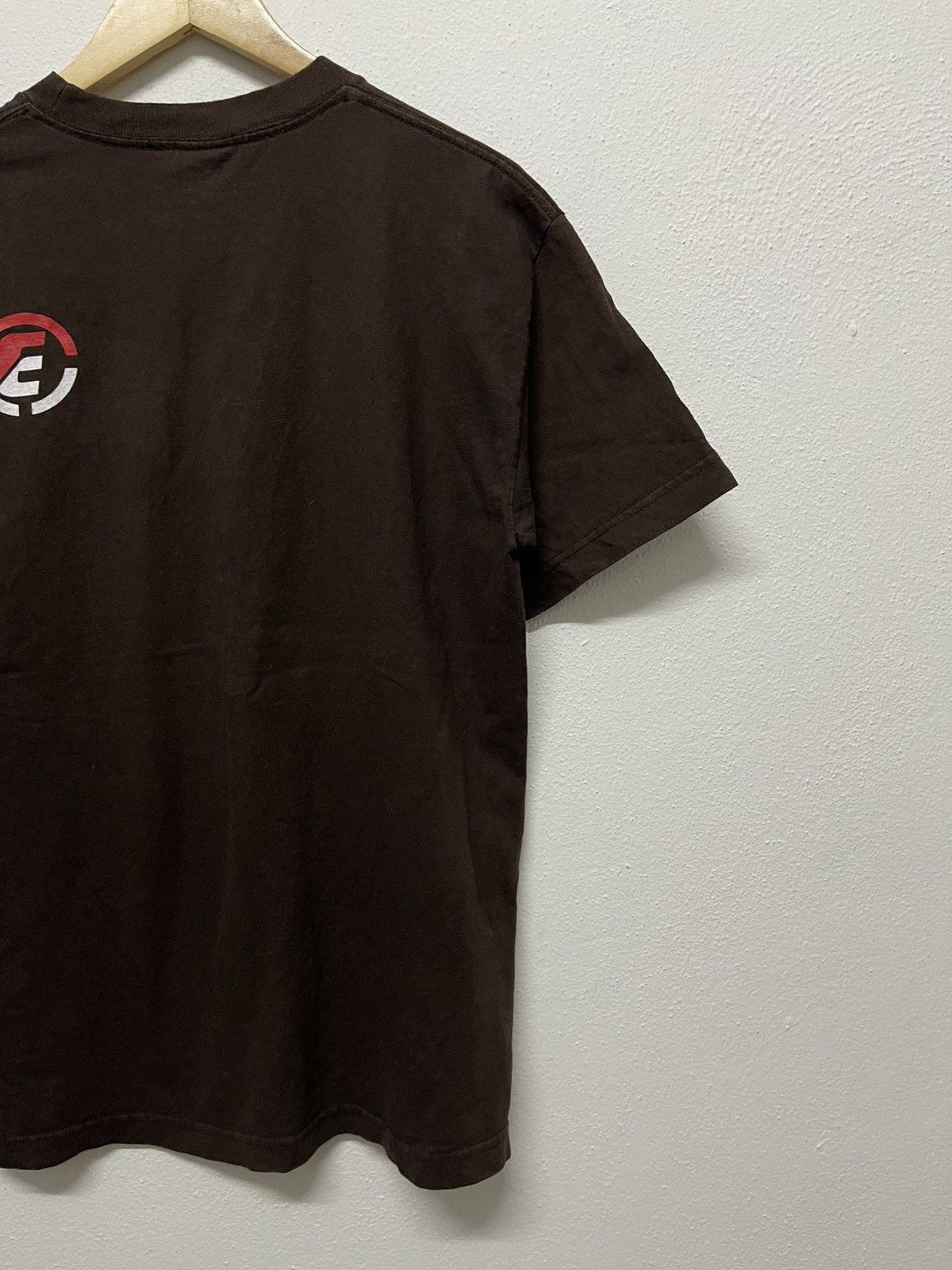 Ezekiel × Vintage VINTAGE EZEKIEL SKATEBOARDING TSHIRT RARE BROWN COLOUR Size US M / EU 48-50 / 2 - 10 Thumbnail