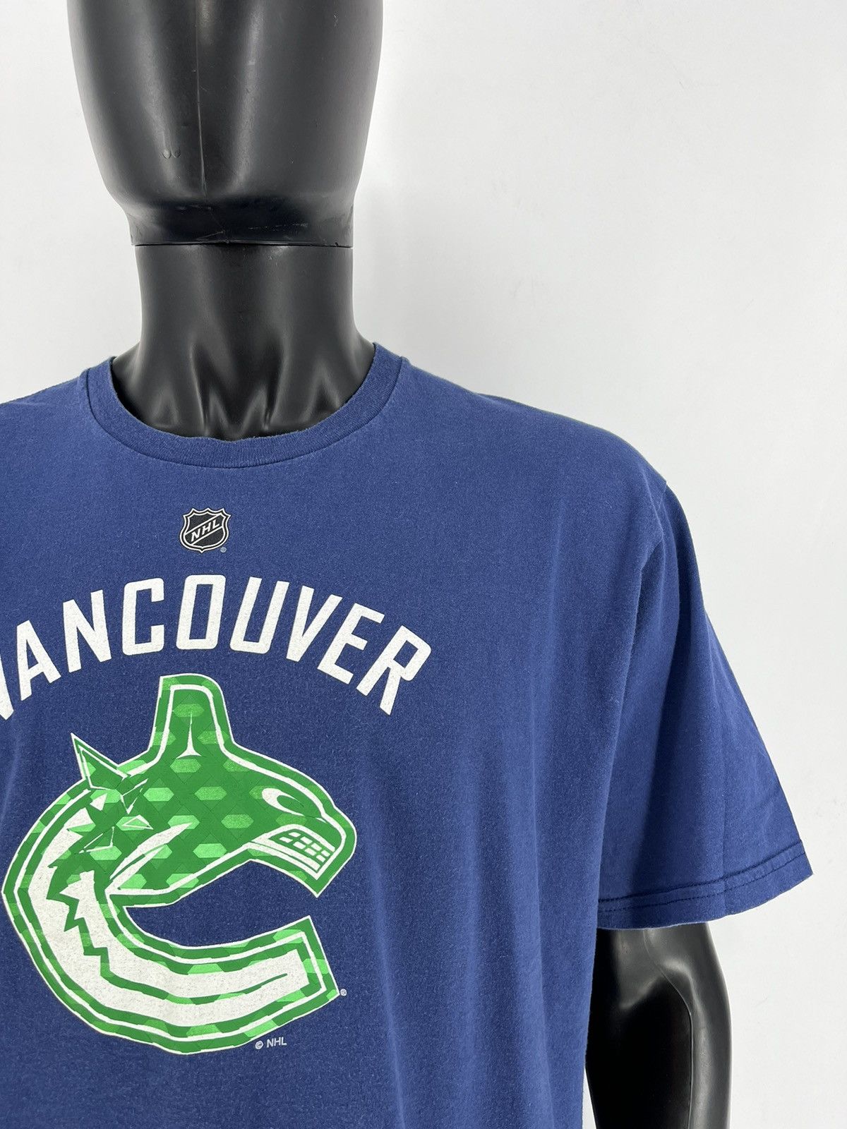 Reebok Reebok NHL T SHIRT Vancouver Canucks Henrik Sedin Size US XL / EU 56 / 4 - 7 Thumbnail