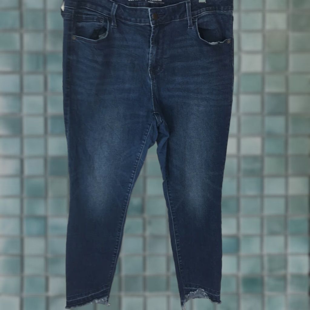 Old Navy Old Navy Womens Rockstar Blue Cut Off Skinny Denim Jeans 14 Regular 34x25 Blue Jeans Size 36" / US 14 / IT 50 - 1 Thumbnail