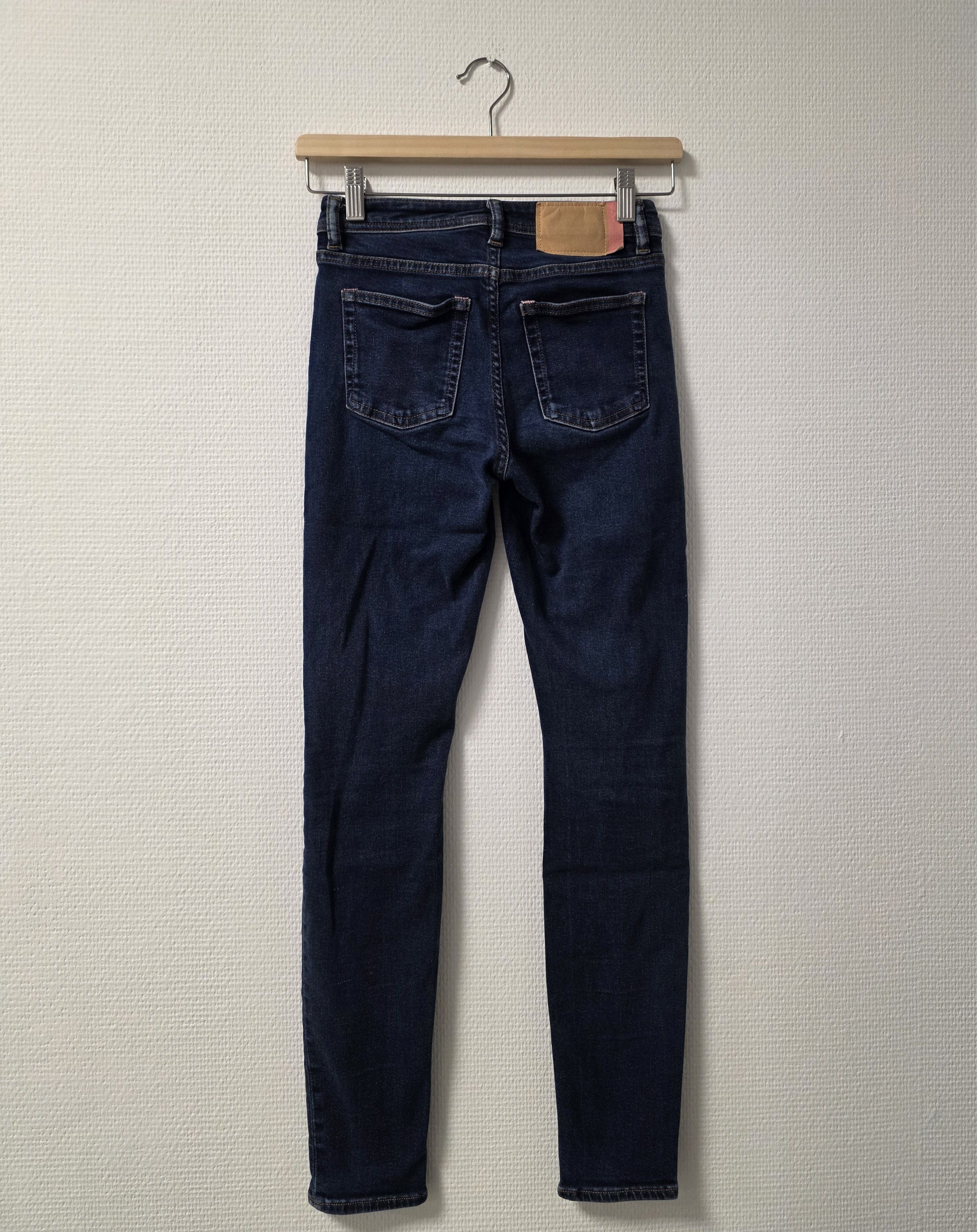 Acne Studios Acne Studios women's jeans Climb 24x32 slim fit Size 24" / US 00 / IT 34 - 1 Thumbnail