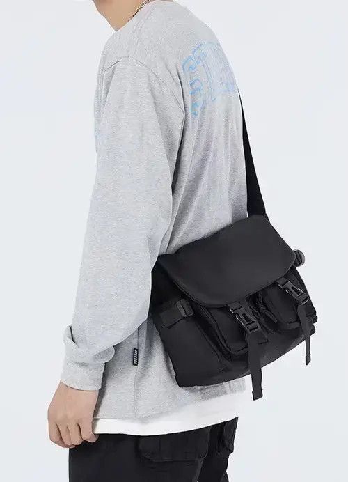 Japanese Brand Fashion hip hop crossbody shoulder bag Size ONE SIZE - 3 Thumbnail