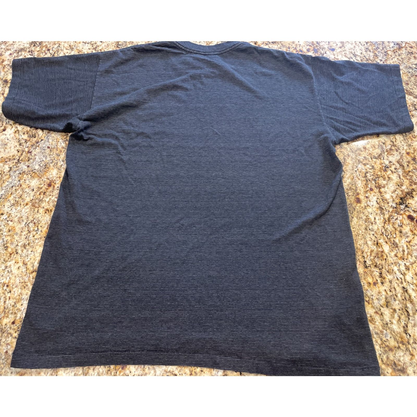 Vintage VINTAGE Rod Stewart Unplugged Striped T-Shirt XL Black Embroidered Single Stitch 80s Mens Size US XL / EU 56 / 4 - 2 Thumbnail