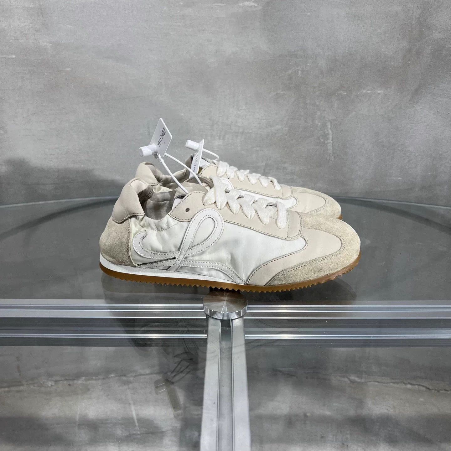 Loewe LOEWE off-white casual sneakers 36 Size US 5 / IT 35 - 4 Thumbnail