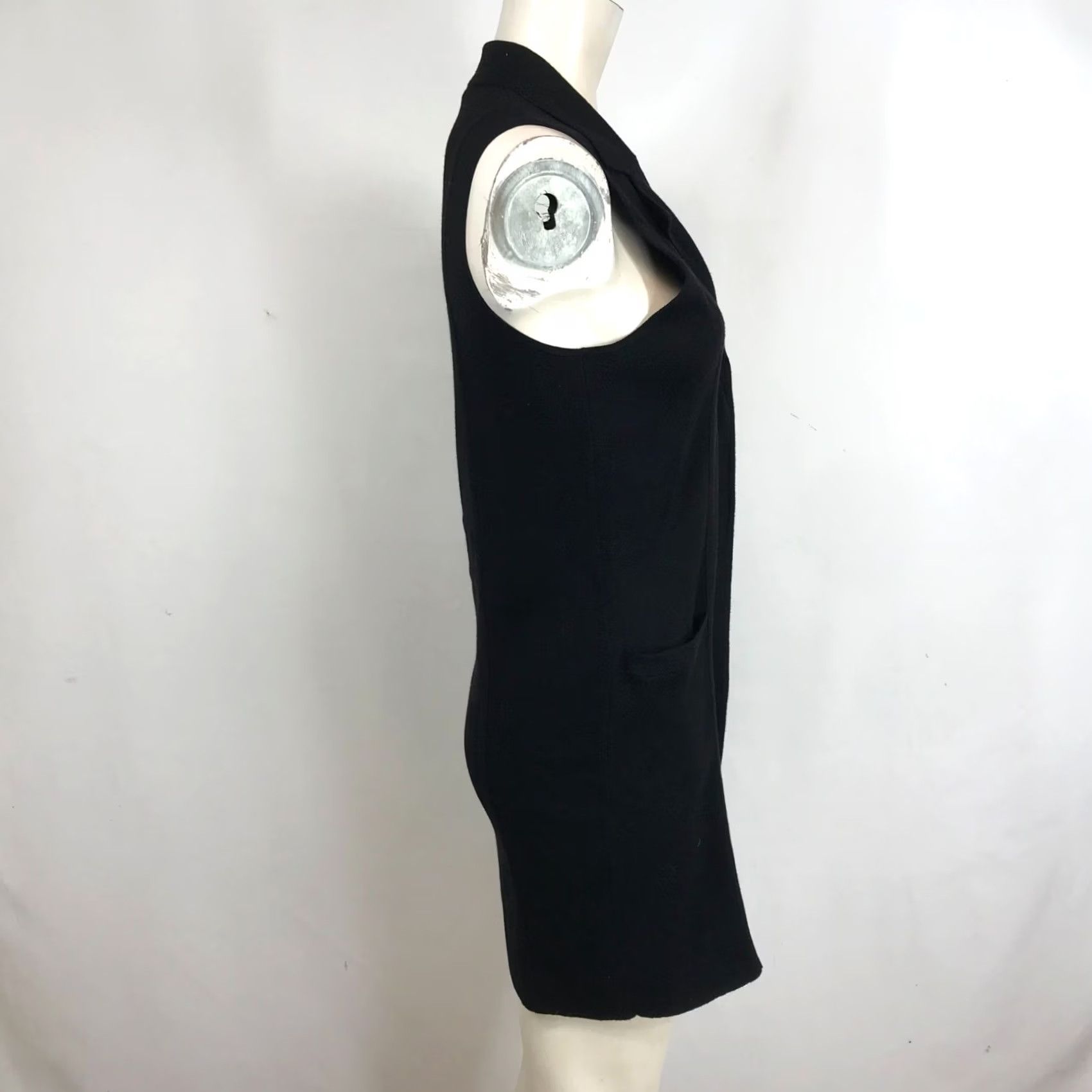 Vintage VINTAGE Foxcroft Women's Sweater Vest Shirt Open Front Sleeveless Black Size S Size S / US 4 / IT 40 - 4 Thumbnail