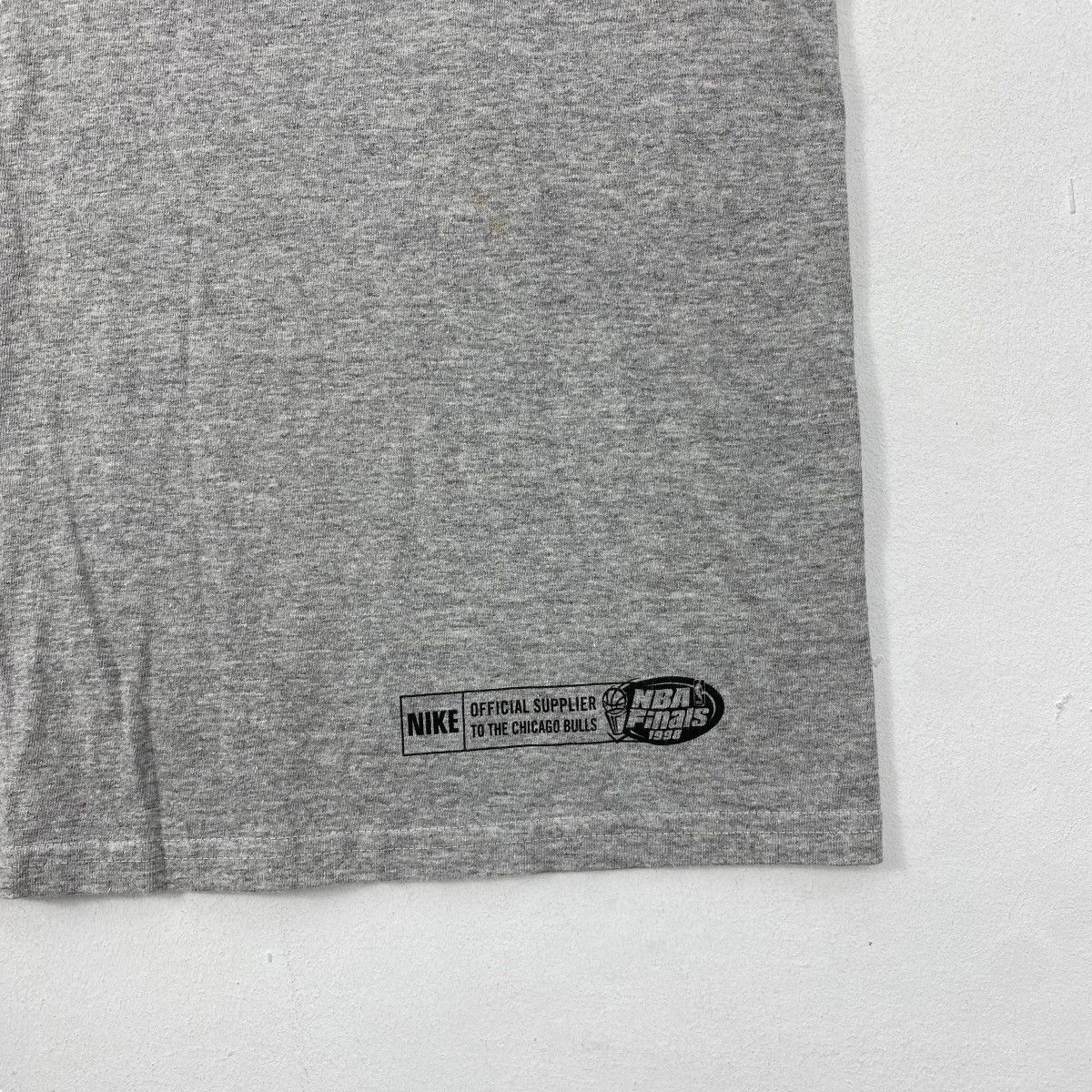 Nike Vintage 90's NIKE CHICAGO BULLS Nba Finals '98 Champions Tee Size US L / EU 52-54 / 3 - 3 Thumbnail