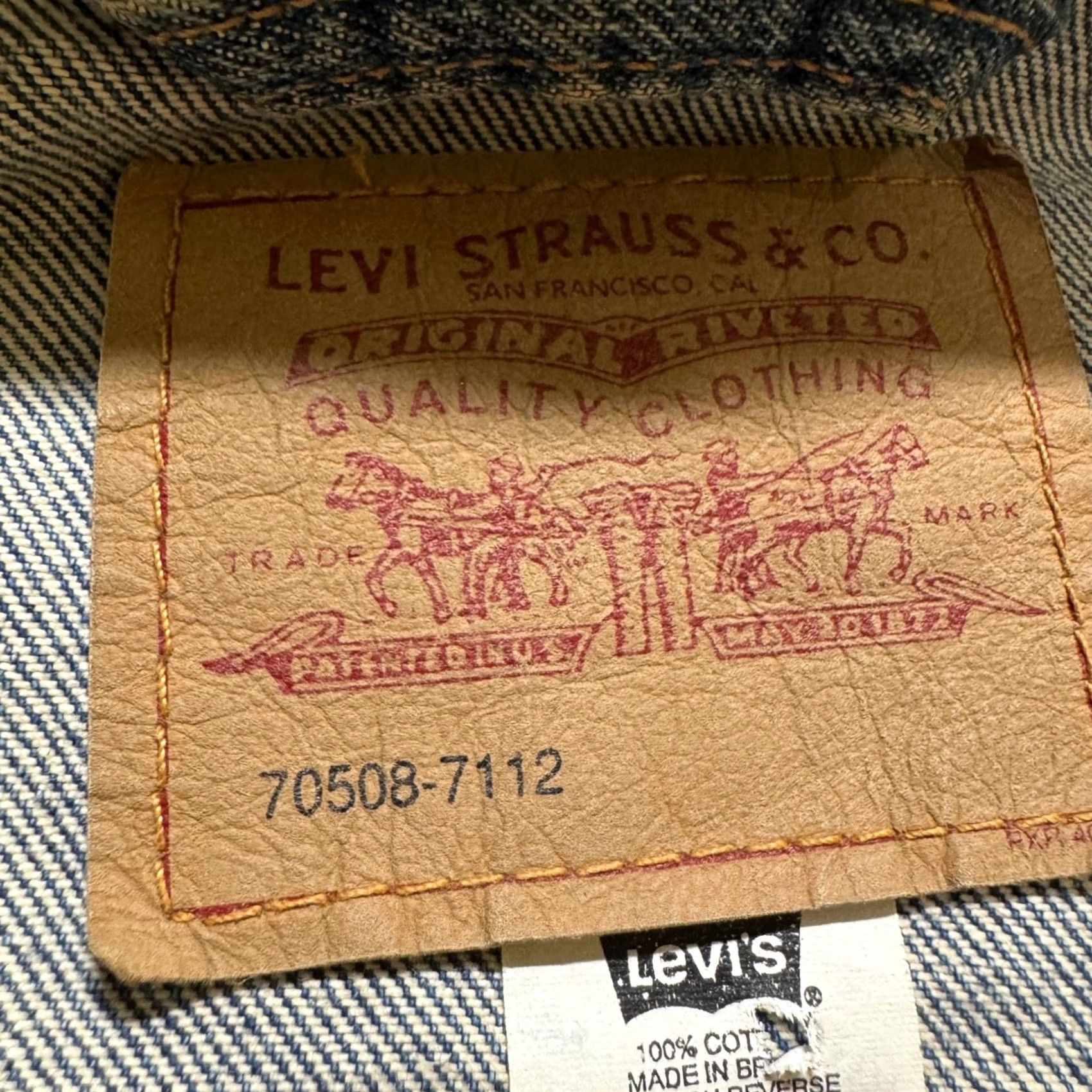 Denime VINTAGE Levi's Denim Trucker Jacket 70507 | Mens Size L USA Made Heavy Denim 90s Distressing Fade Pre-owned Size US L / EU 52-54 / 3 - 6 Thumbnail