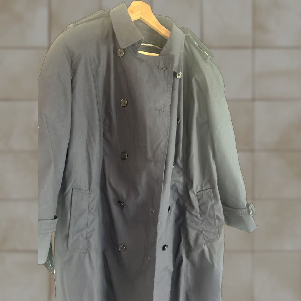 Vintage DSCP Garrison Collection Coat Trench All Weather Lined Belted Double-Breasted Zip Out Lining Women Petite 16S Blue Black Size 10P XS? Size L / US 10 / IT 46 - 1 Thumbnail