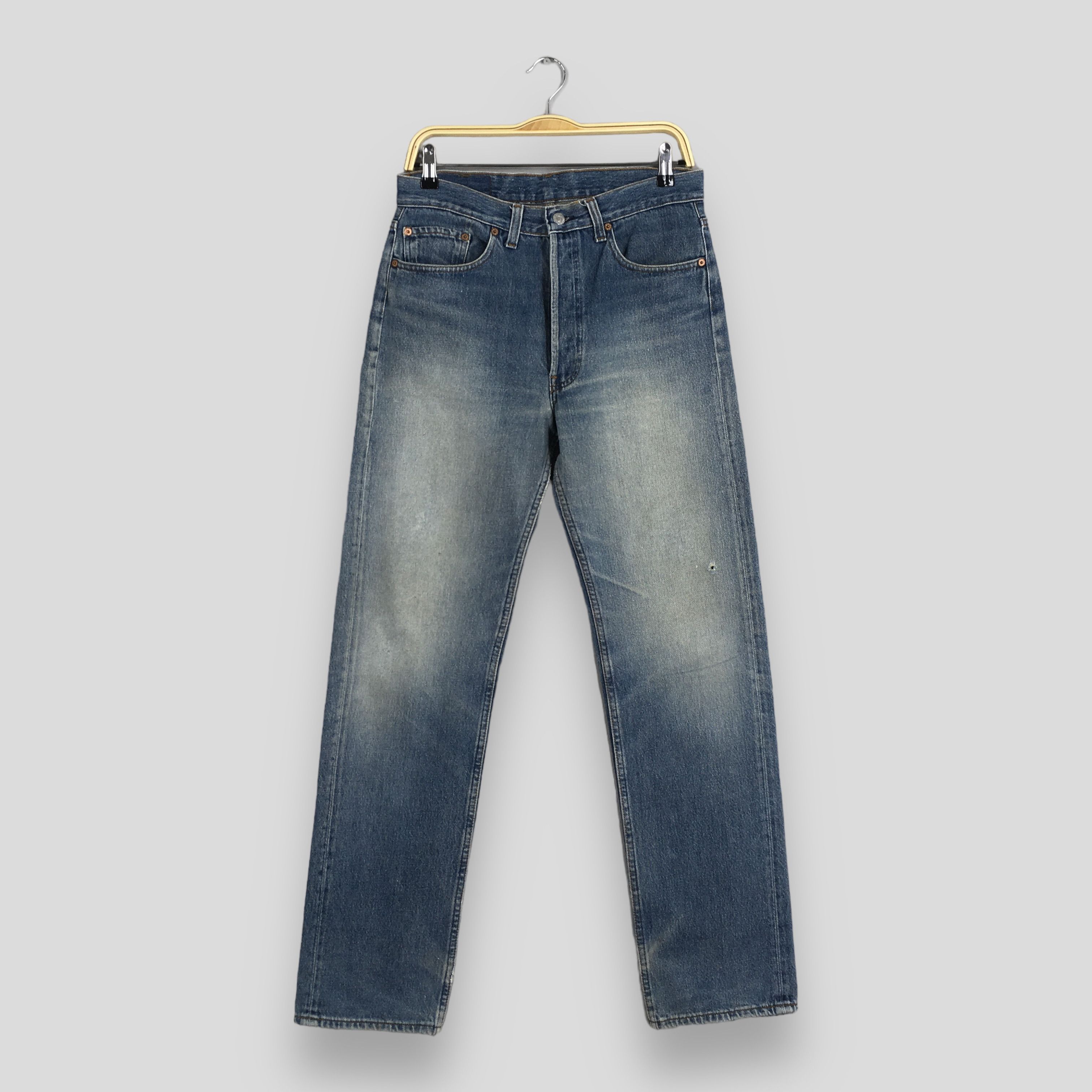 Levi's Size 30x31 Vintage 90s Levi's 501 Faded Blue Jeans S322 Size US 30 / EU 46 - 1 Thumbnail