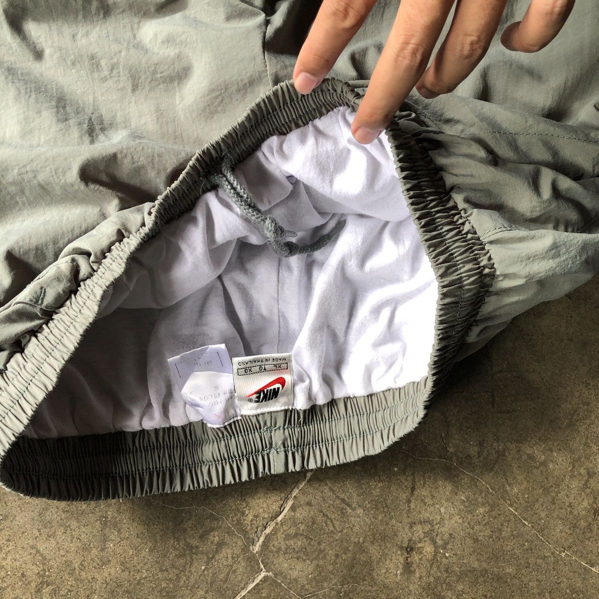 Nike × Vintage Vintage Nike Track Nylon Pants 90s 🍒 Size US 35 - 5 Thumbnail