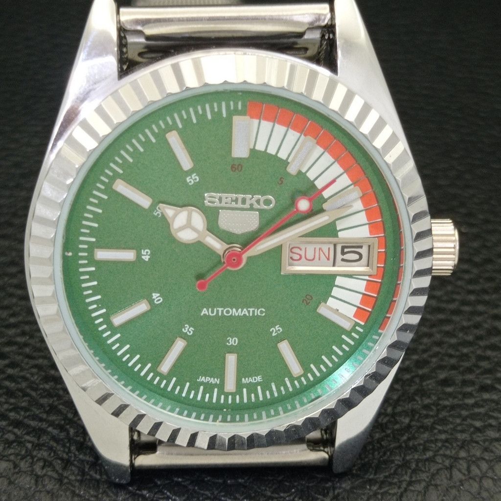 Seiko REFURBISHED VINTAGE SEIKO 5 AUTO JAPAN MENS WATCH a440680 Size 38 - 3 Thumbnail