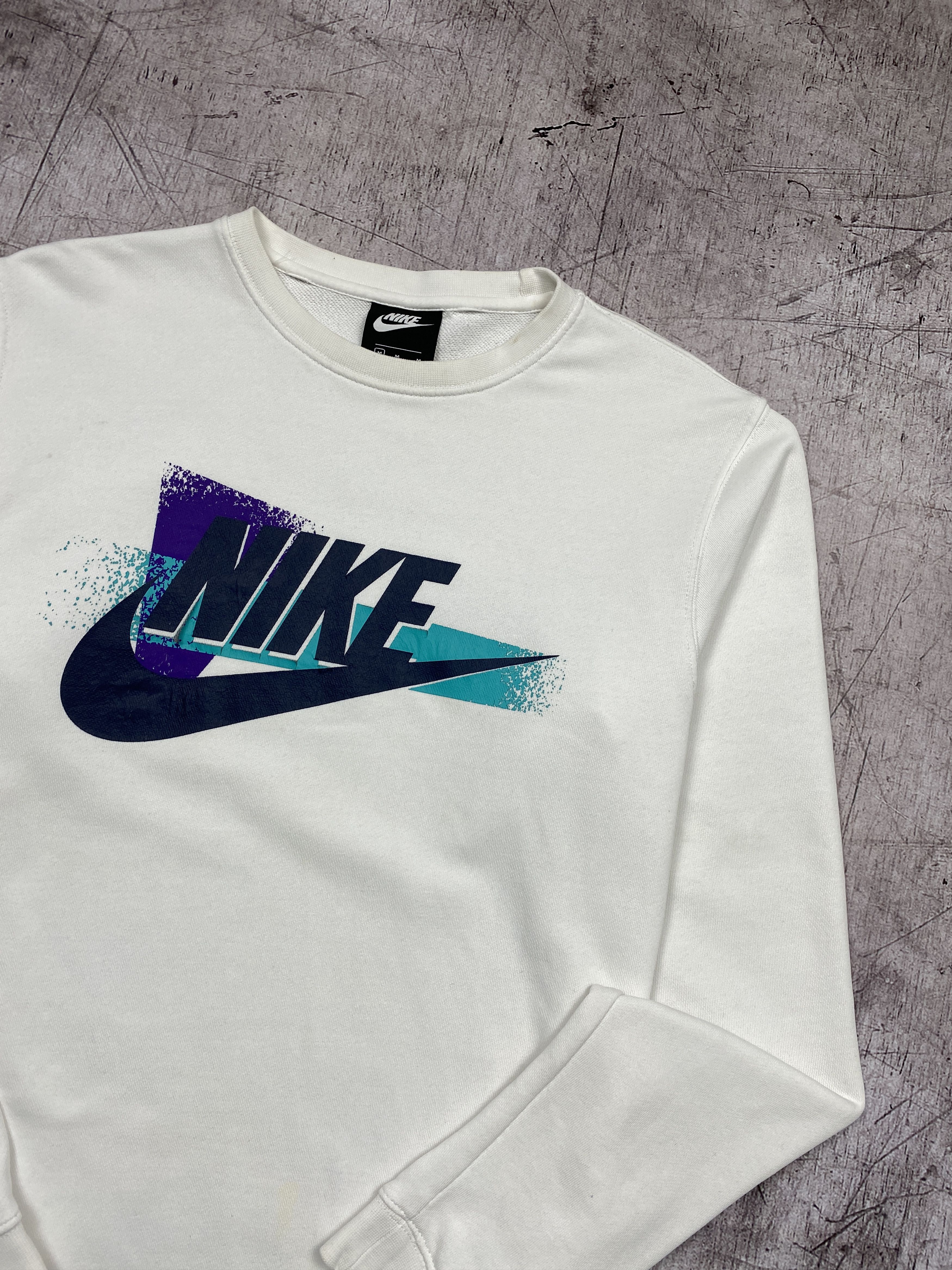 Nike Nike Vintage Big Logo Sweatshirt Y2K Size US M / EU 48-50 / 2 - 2 Thumbnail