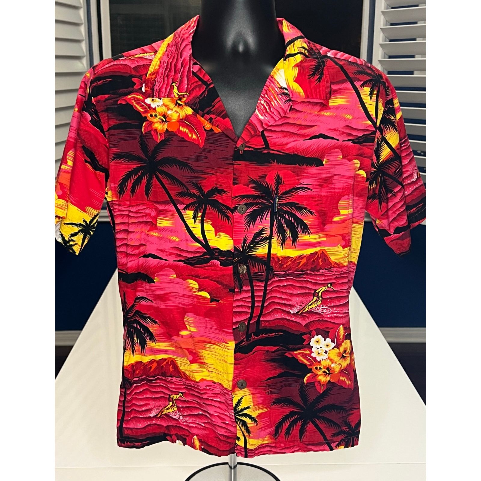 Other PalmWave Hawaiian Button-Up Shirt Tropical Surfer Floral Size US S / EU 44-46 / 1 - 1 Thumbnail