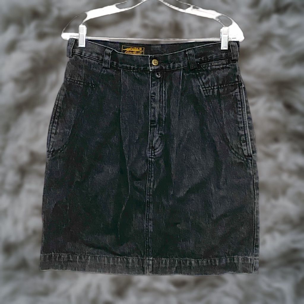Eddie Bauer VINTAGE Eddie Bauer Black Denim Skirt Pleated Back Slit Womens 14 Petite 14P Skirt Size 36" / US 14 / IT 50 - 1 Thumbnail