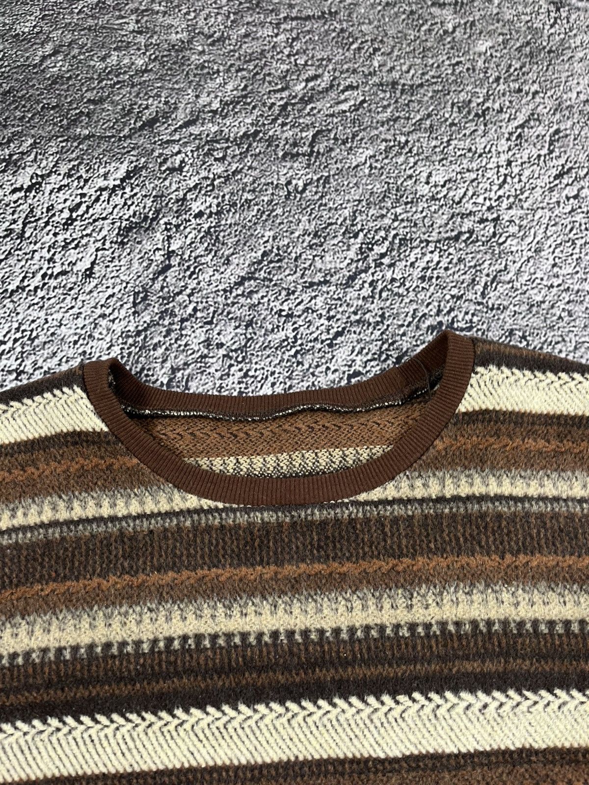 Vintage Vintage 90s striped one pocket sweater fleece rare size L Size US L / EU 52-54 / 3 - 5 Thumbnail