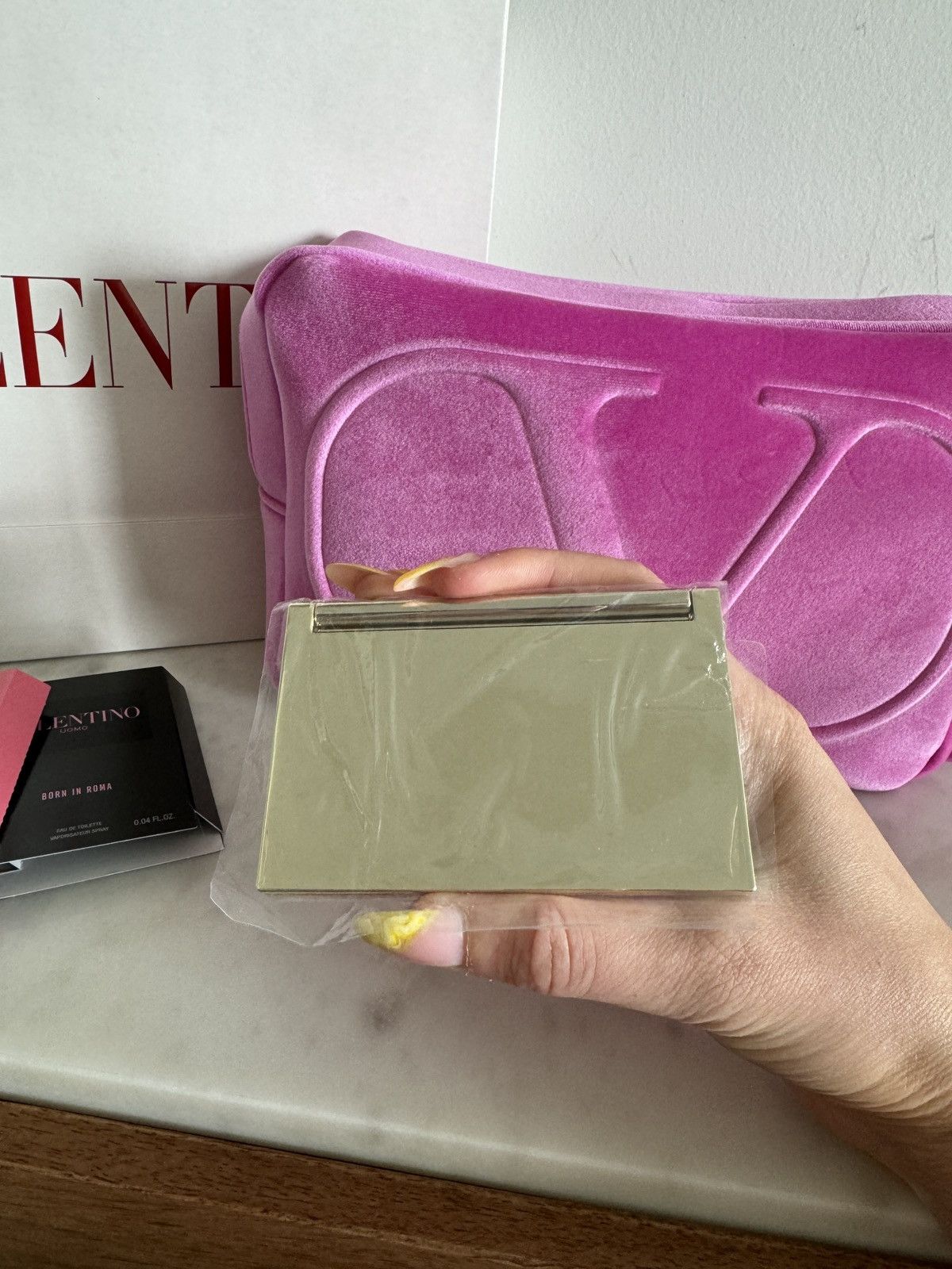 Valentino Valentino pouch, mirror and 2 mini travel perfume Size ONE SIZE - 2 Thumbnail