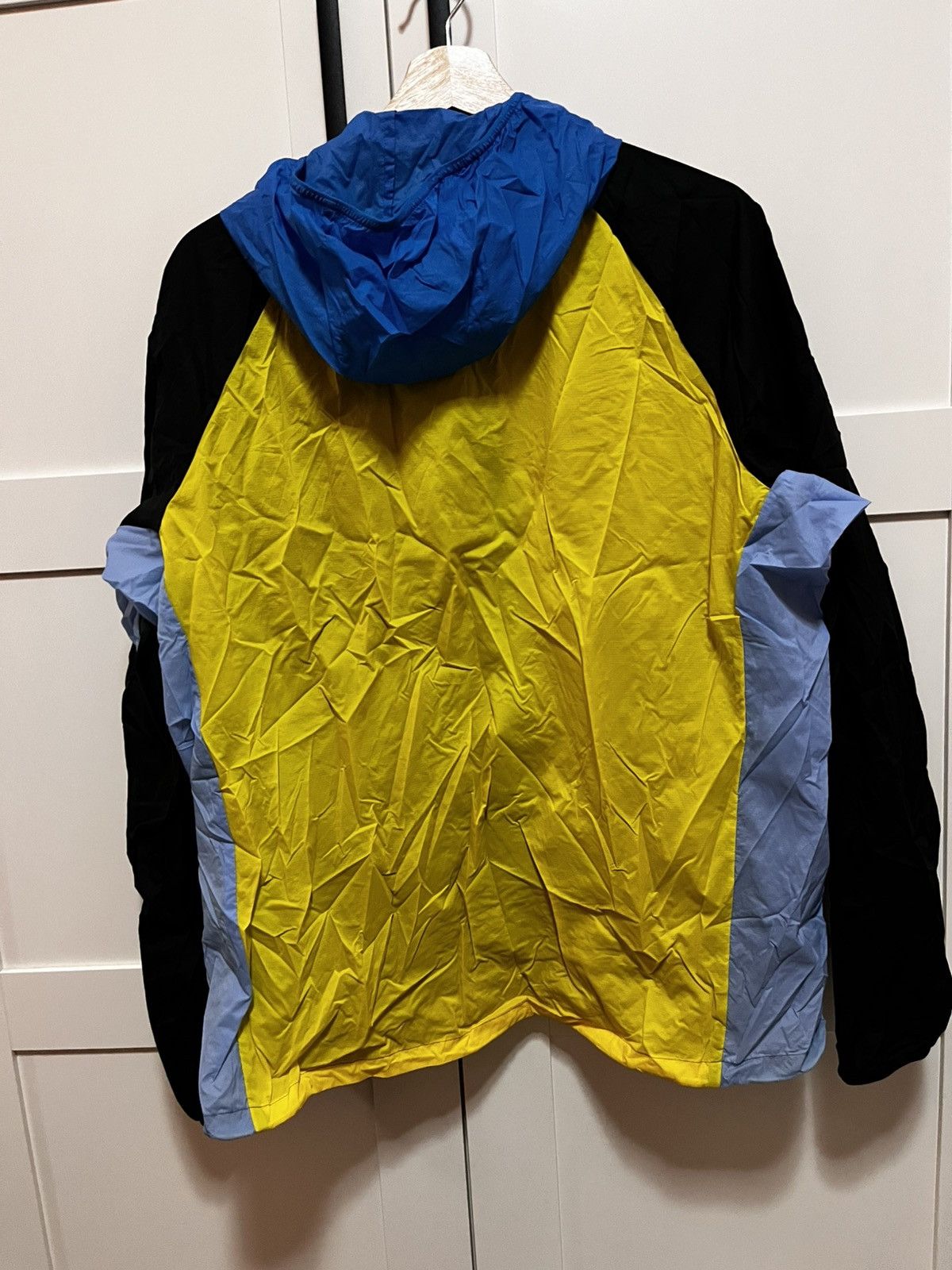 Marni Marni x Uniqlo Rain Jacket Windbreaker Size US L / EU 52-54 / 3 - 6 Thumbnail