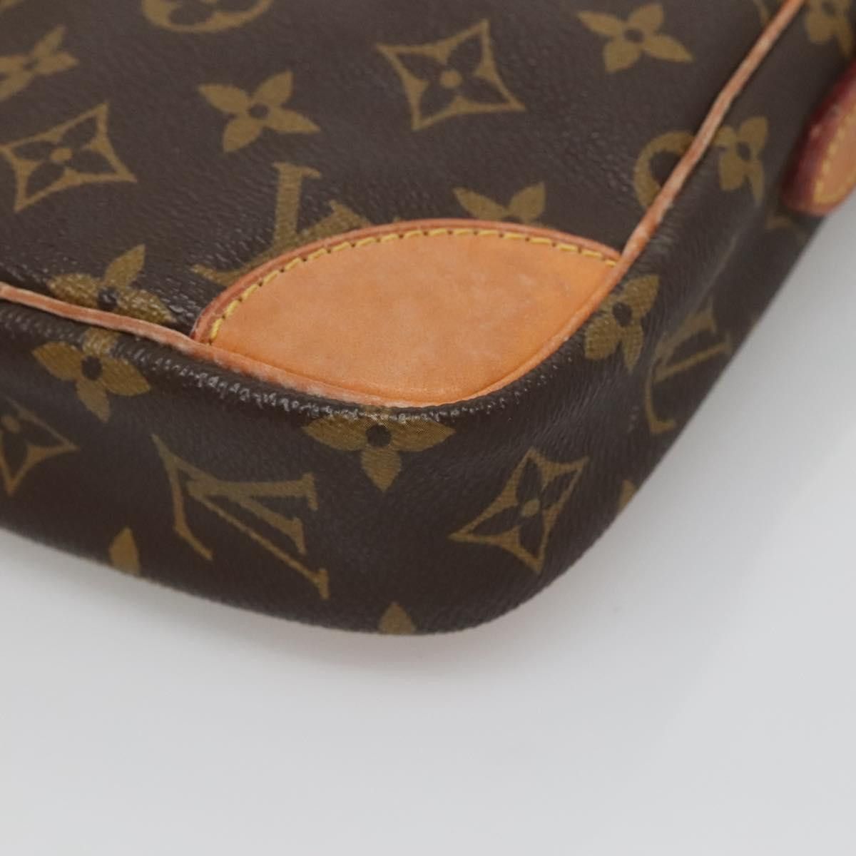 Louis Vuitton LOUIS VUITTON Monogram Danube Shoulder Bag M45266 Size ONE SIZE - 16 Thumbnail