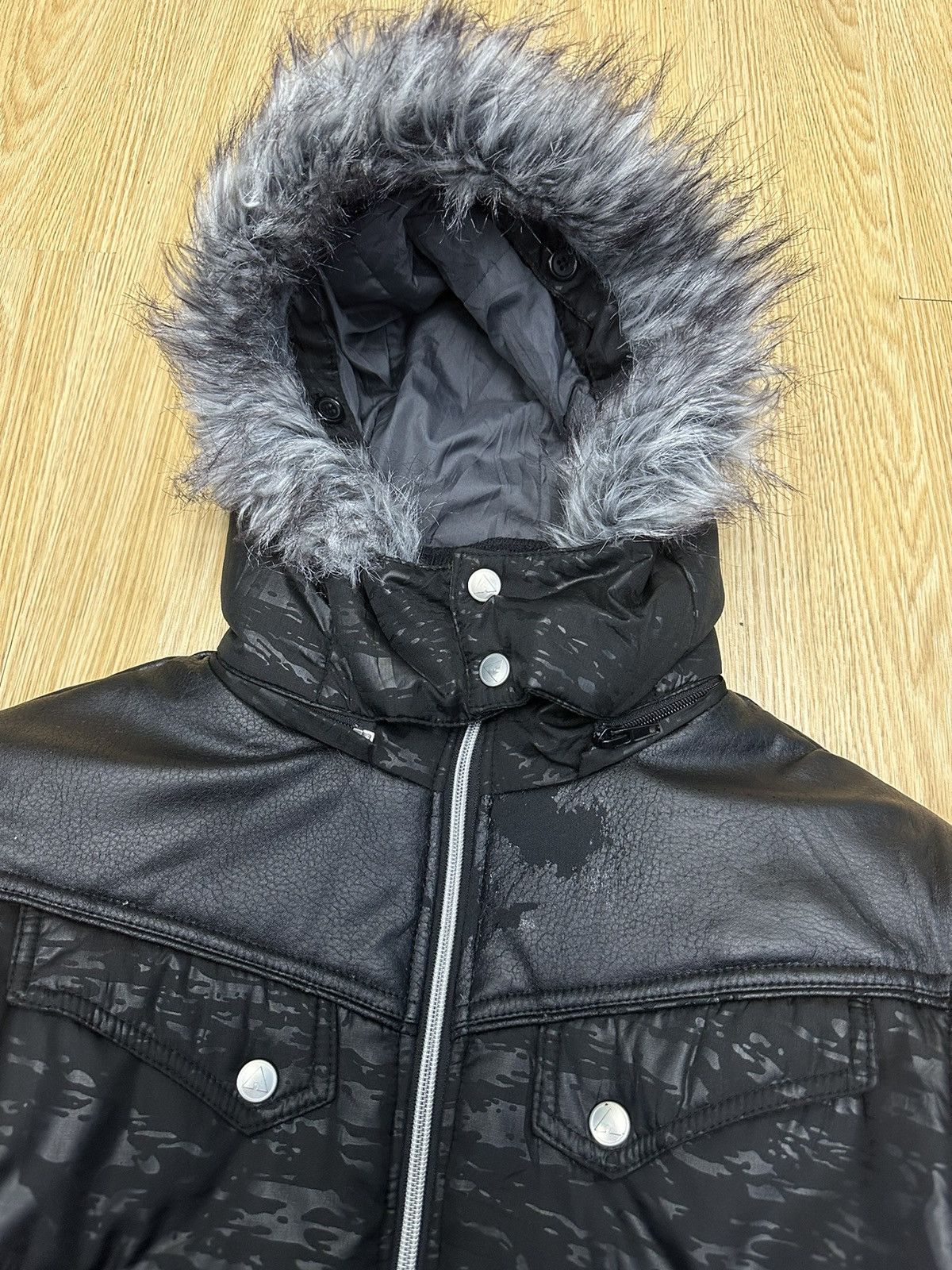 Airwalk × If Six Was Nine × Le Grande Bleu (L.G.B.) Vintage Airwalk Fur Down Like If Six Jacket MJ165 Size US M / EU 48-50 / 2 - 5 Thumbnail