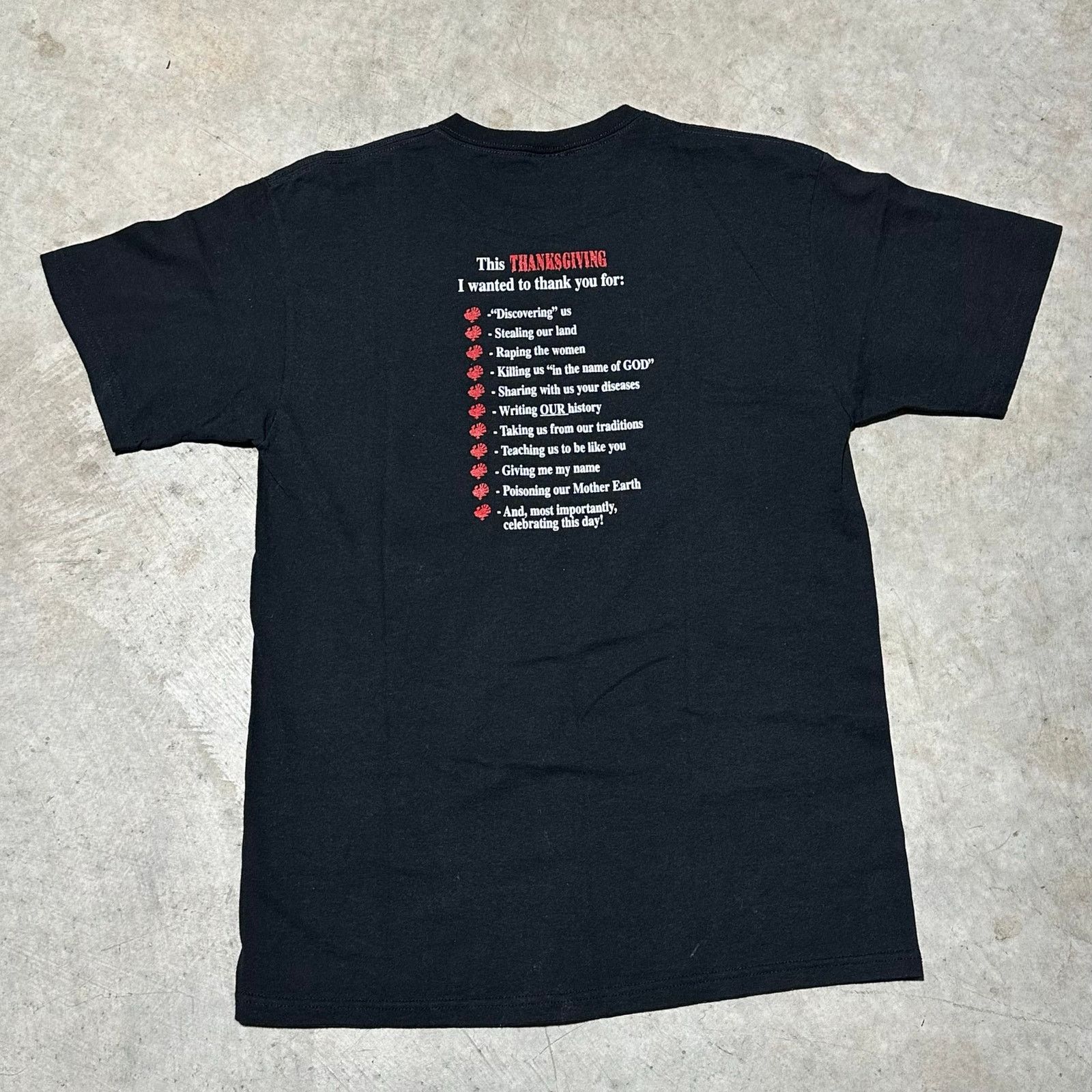 Fruit Of The Loom VTG Anti Thanksgiving Bloody Horror Sarcasm Native Parody T Size US L / EU 52-54 / 3 - 2 Thumbnail