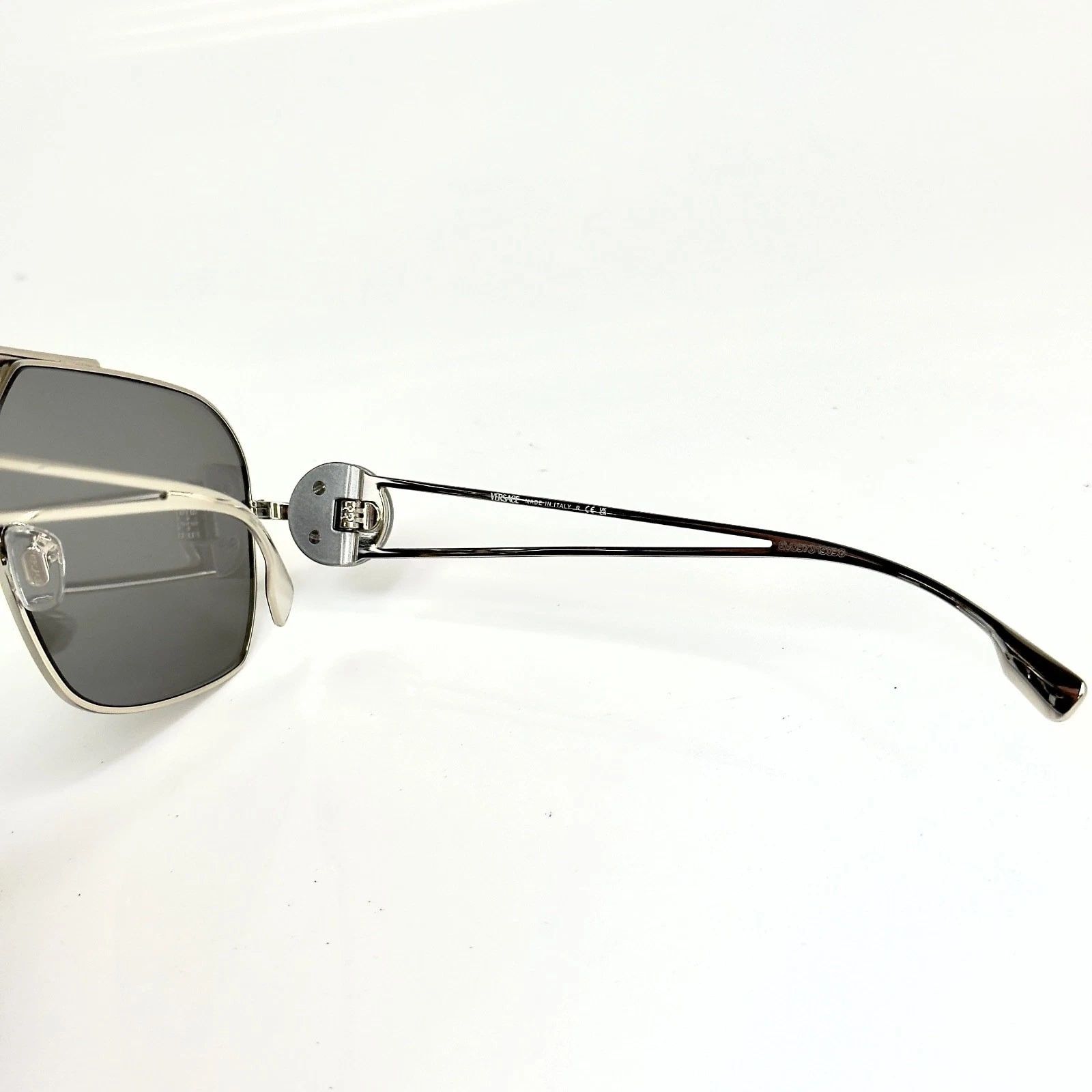 Versace VERSACE VE2269 2269 Medusa NAVIGATOR Silver Aviator Sunglass Size ONE SIZE - 3 Thumbnail