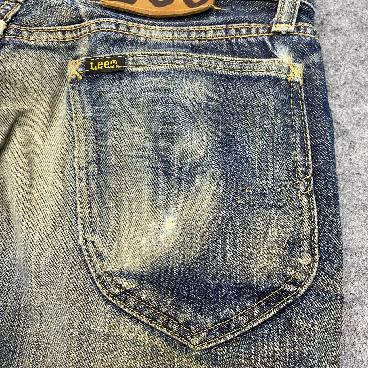 Lee 💥Flare💥Vintage Lee Riders Distressed Denim Size US 31 - 14 Thumbnail