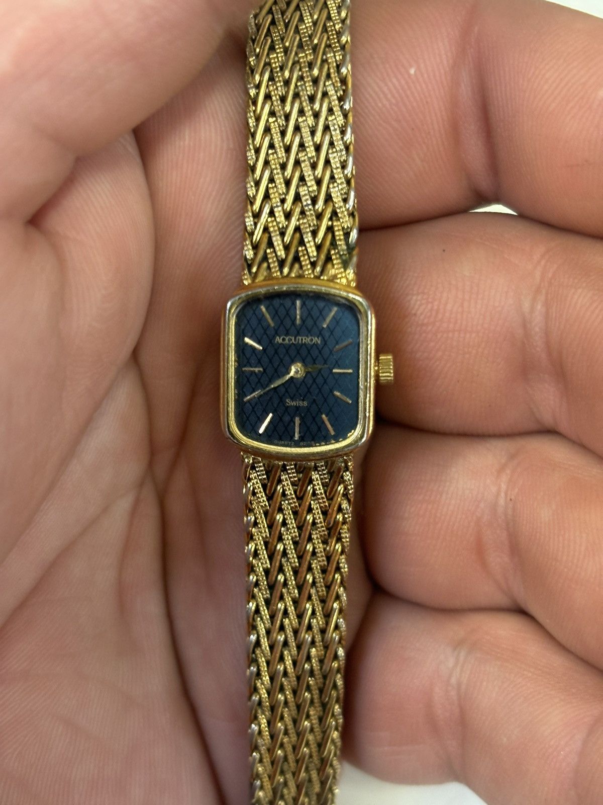 Bulova Vintage Accutron P2 Gold Tone Women’s Watch! New Battery. Size ONE SIZE - 1 Thumbnail