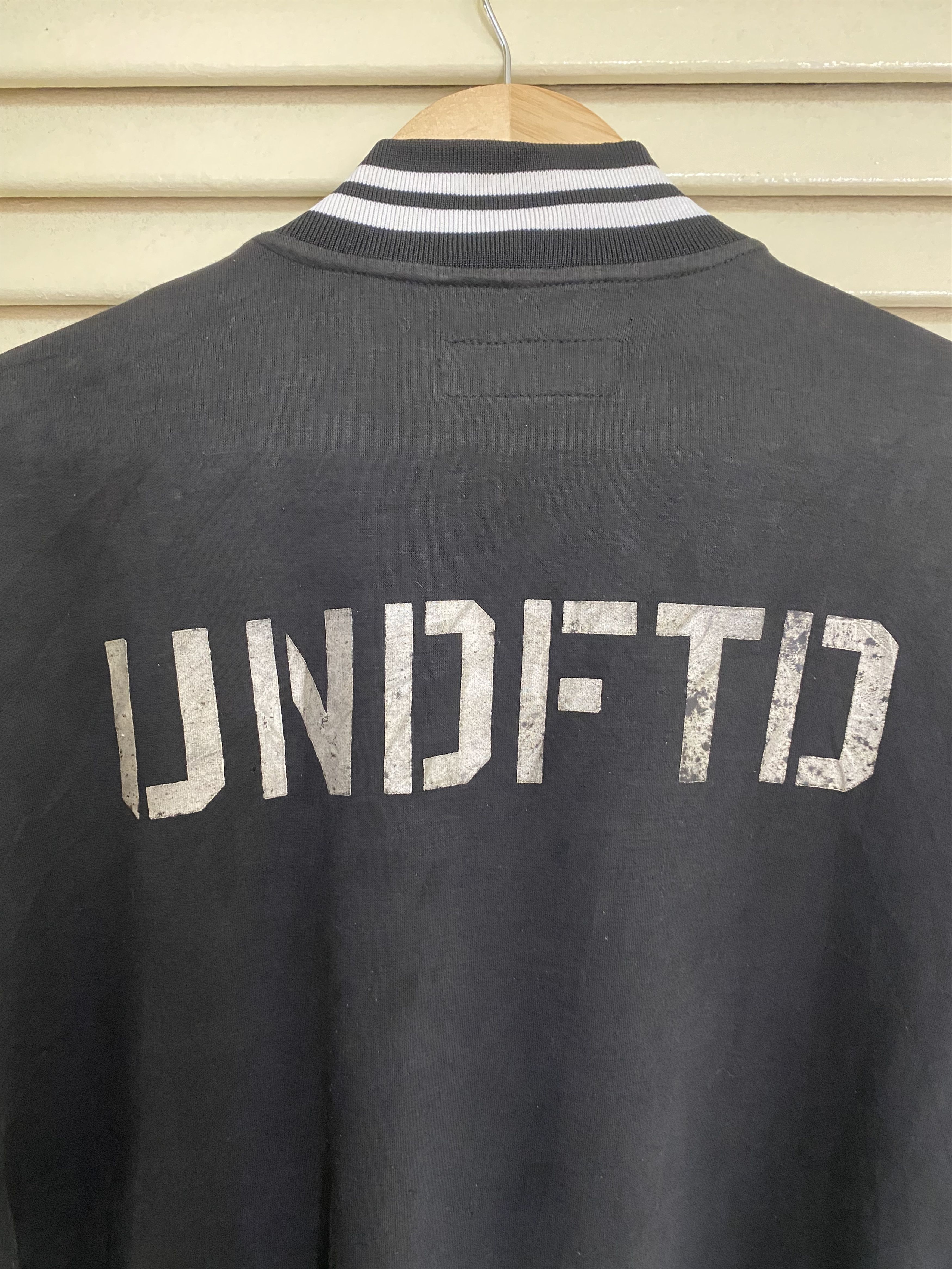 Undefeated Undefeated Camo Real Tree Varsity Teddy Jacket Size US S / EU 44-46 / 1 - 7 Thumbnail