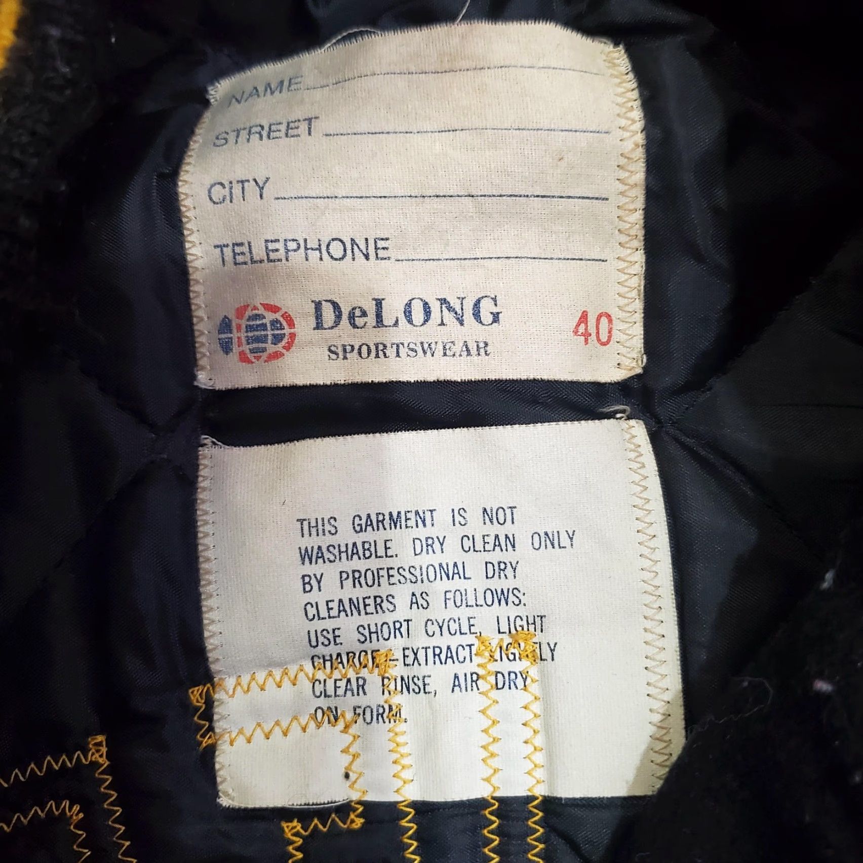 Vintage VINTAGE DeLong Jacket Mens 40 Black Varsity Leather Sleeves USA 80s Size US XXS / EU 40 - 5 Thumbnail