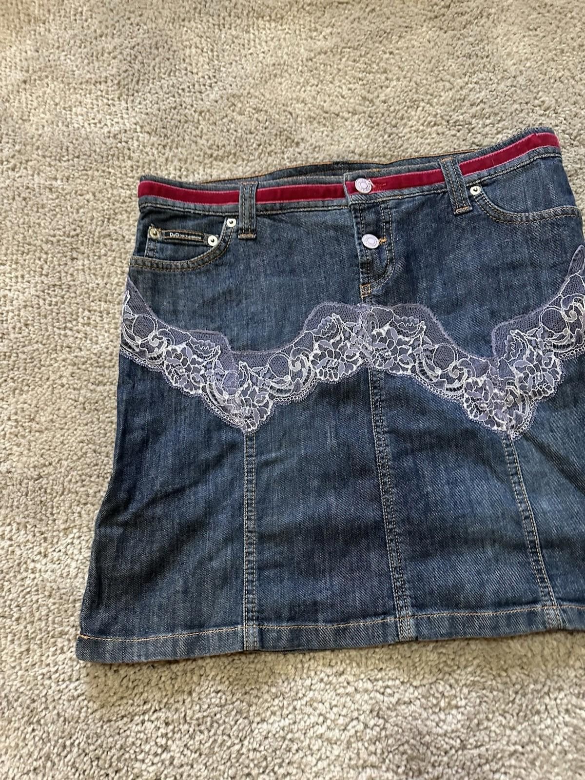 Dolce & Gabbana Vintage Dolce & Gabbana Women's Navy and Blue Skirt Size 32" / US 10 / IT 46 - 3 Thumbnail