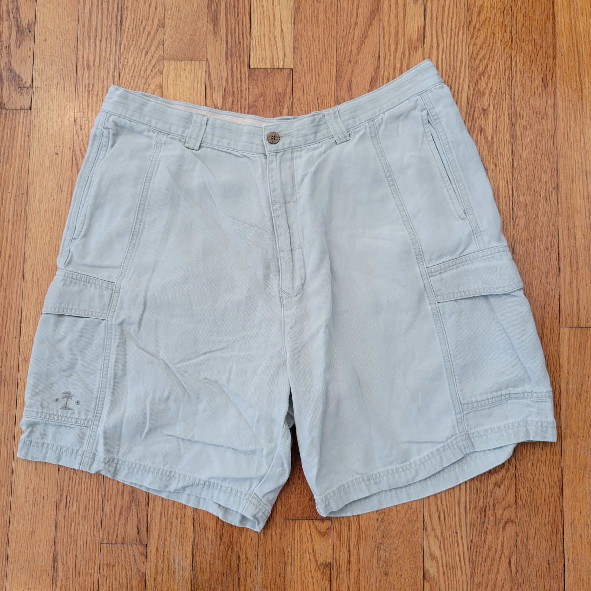 Tommy Bahama Tommy Bahama Cargo Shorts 38 Cream Lightweight Summer Beach Size US 38 / EU 54 - 1 Thumbnail