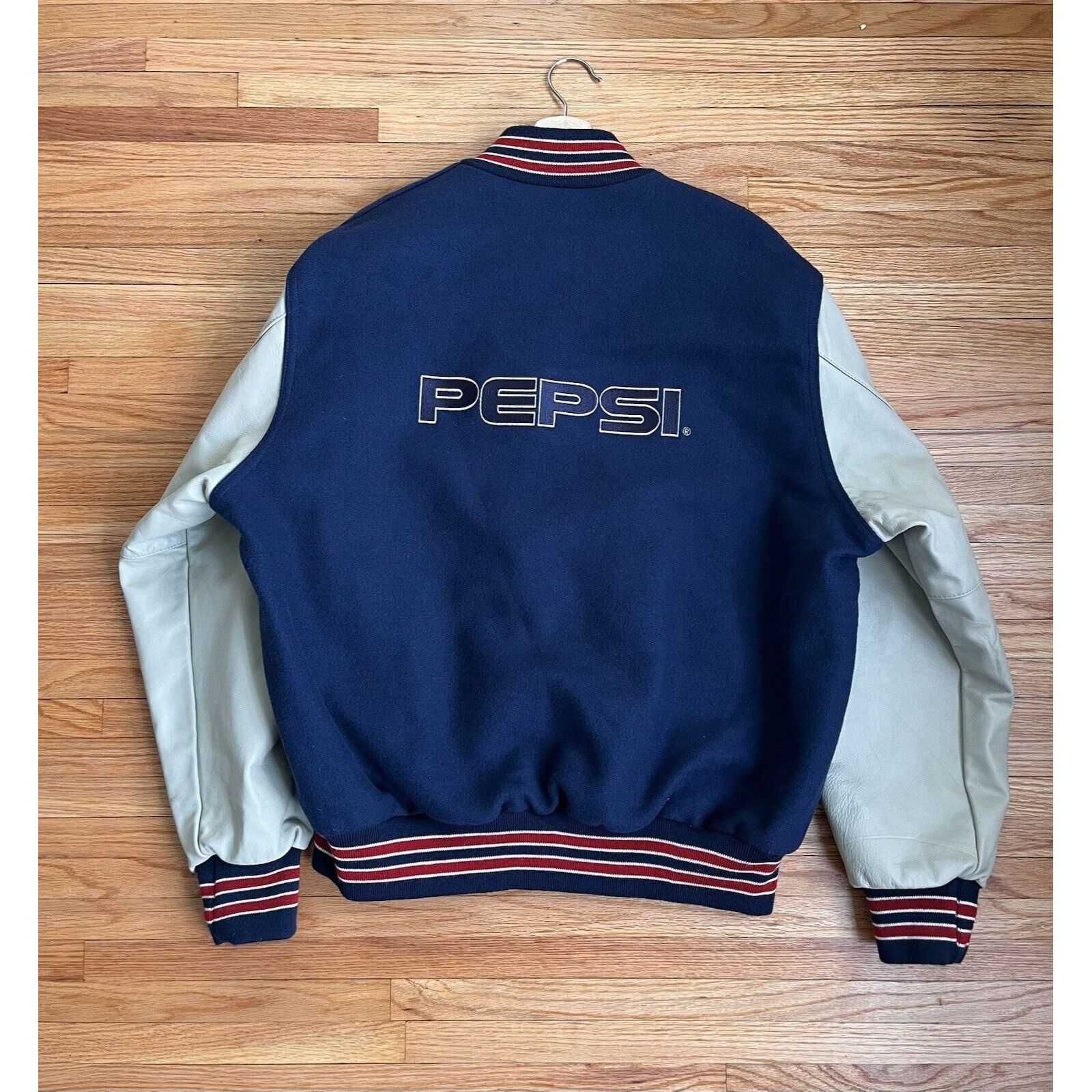 Pepsi NEW VINTAGE PEPSI COLA LOGO WOOL LEATHER VARSITY BOMBER XL Size US XL / EU 56 / 4 - 4 Thumbnail