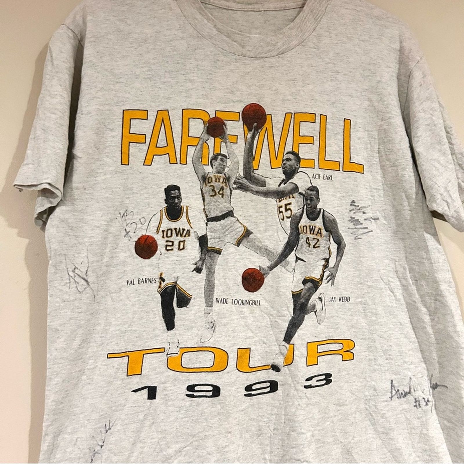Other Vintage 1993 Iowa Hawkeyes Basketball Signed Shirt Size US M / EU 48-50 / 2 - 2 Thumbnail
