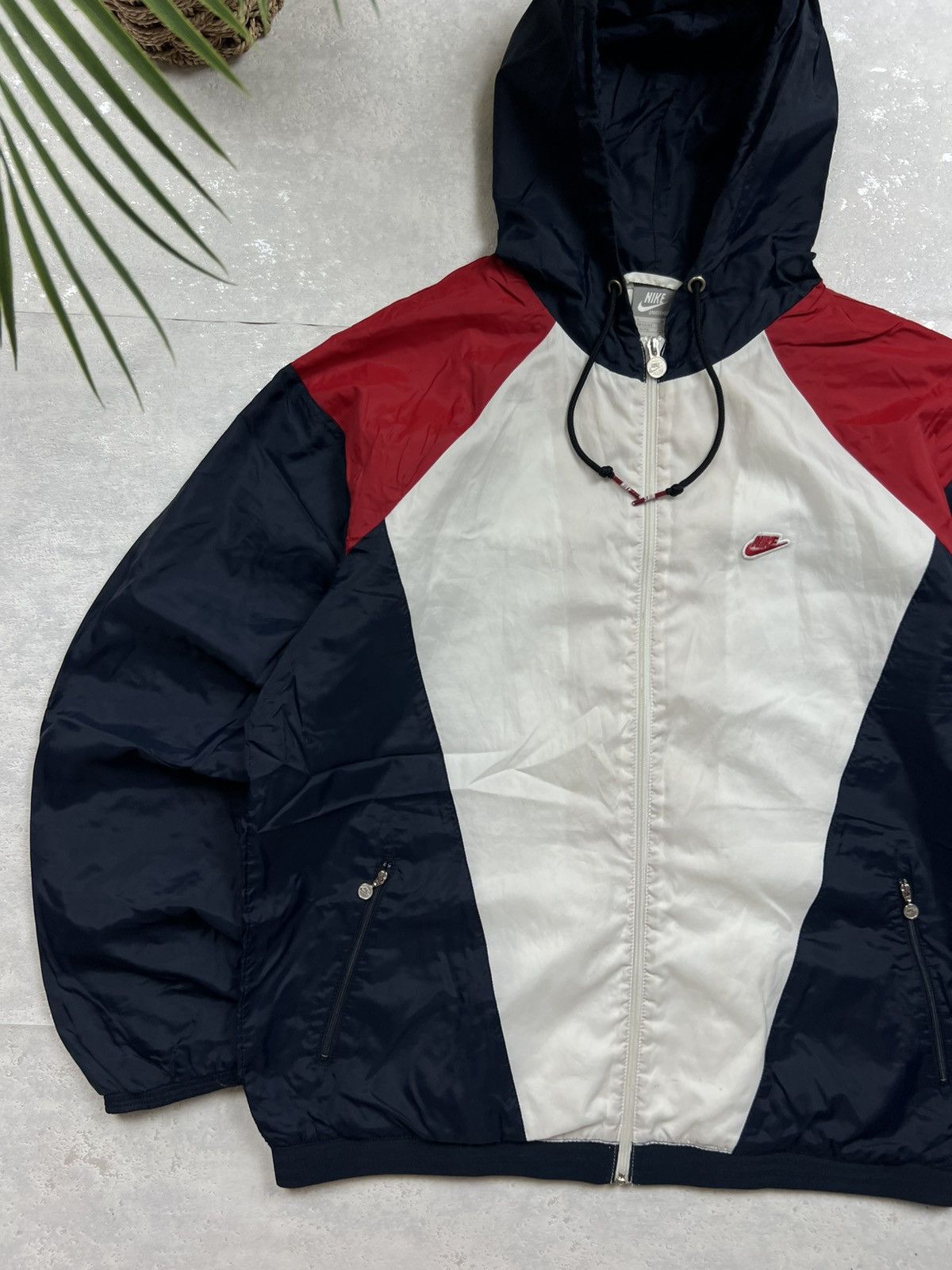 Nike 00s Nike Retro Logo Vintage Y2K Oversized Hooded Jacket Size US L / EU 52-54 / 3 - 2 Thumbnail