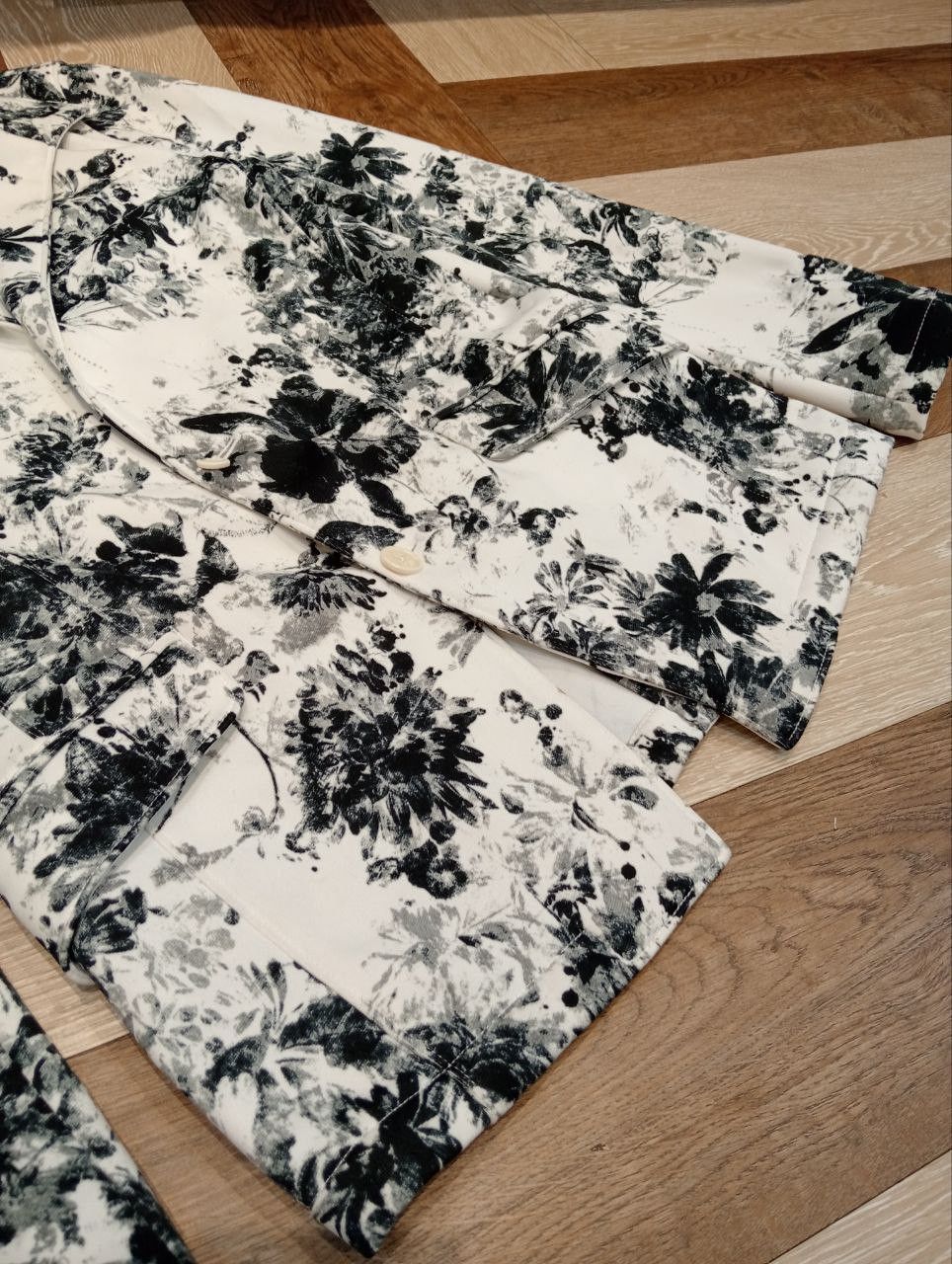 Tornado Mart TORNADO MART JAPAN FLORAL BLACK & WHITE BLAZER JACKET Size US L / EU 52-54 / 3 - 6 Thumbnail