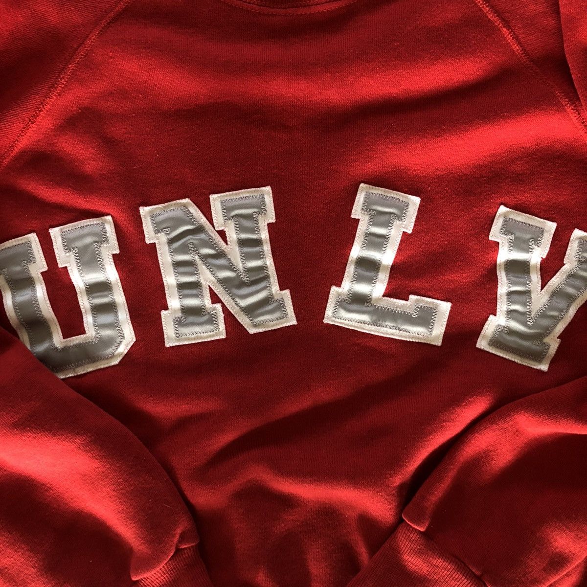 NCAA Vintage UNLV Runnin Rebels Sweatshirt / Crewneck Size US S / EU 44-46 / 1 - 2 Thumbnail
