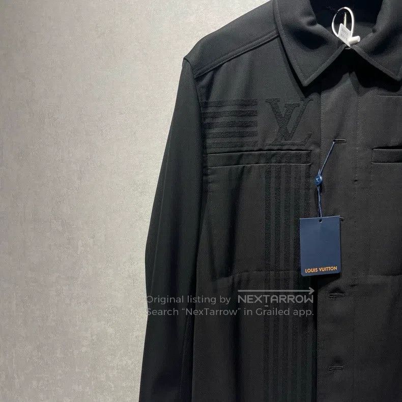 Louis Vuitton Louis Vuitton Solid dark logo jacket Size US M / EU 48-50 / 2 - 3 Thumbnail