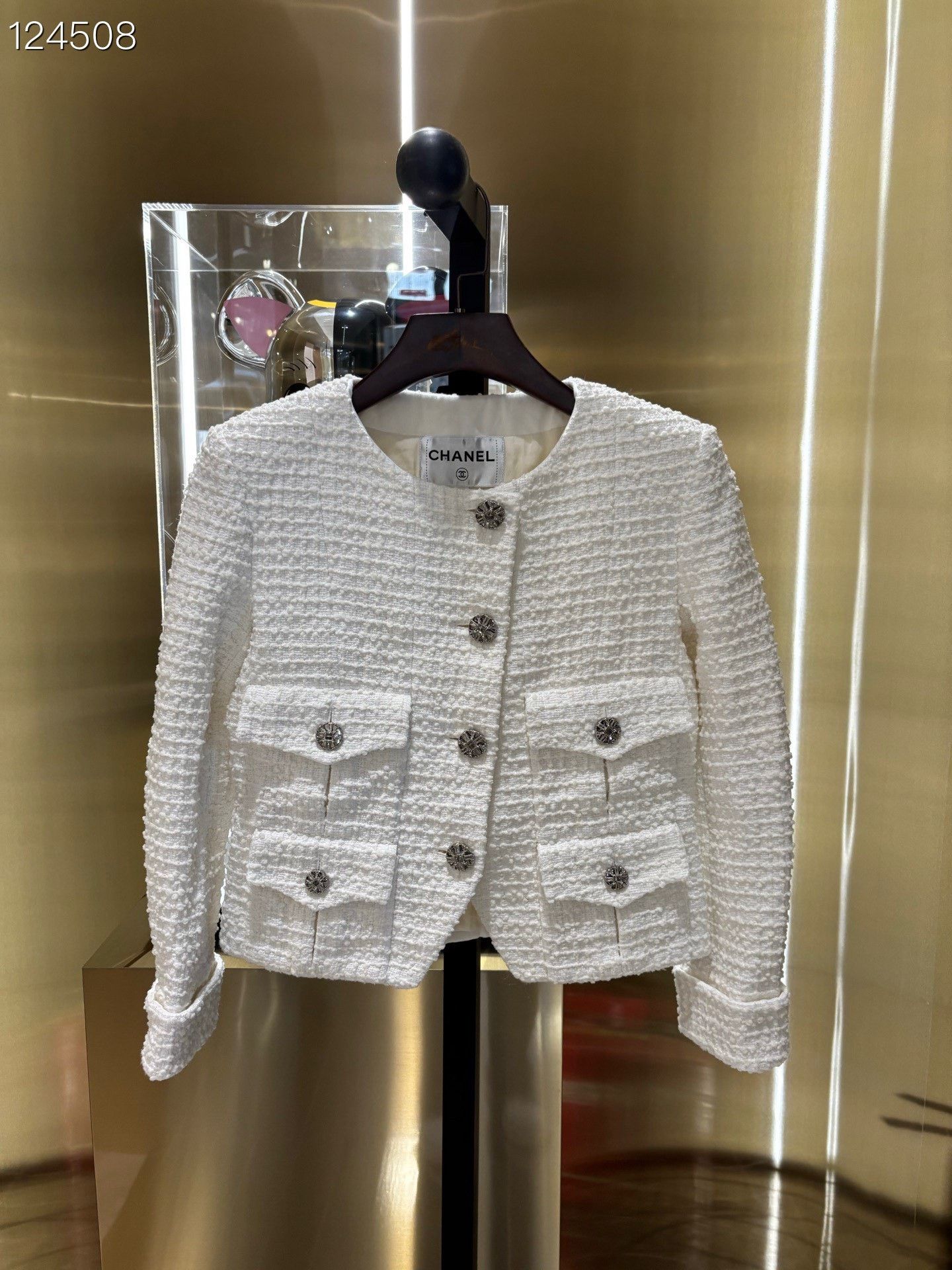 Chanel Chanel Spring 22 White Tweed Jacket Size XXS / US 00 / IT 34 - 1 Thumbnail