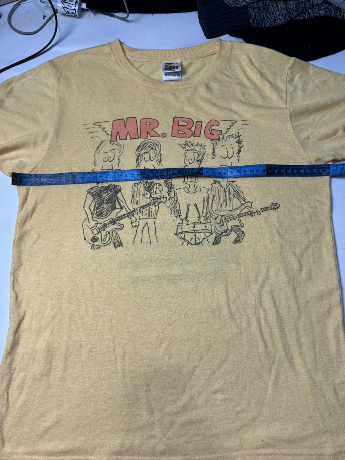 Band Tees Mr Big Sketch Art Tshirt 2000s Size US S / EU 44-46 / 1 - 5 Thumbnail