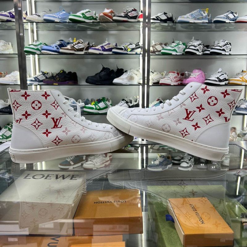 Louis Vuitton Louis Vuitton Tattoo Monogram High-Top Sneakers - Size US 8.5 / EU 41-42 - 7 Thumbnail